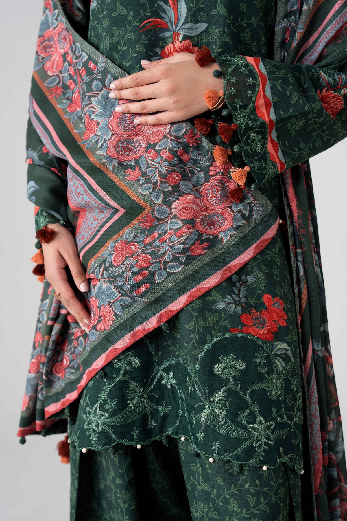 3 Piece - Digital Printed Embroidered Suit - U3PE-NISHA26WV1-117