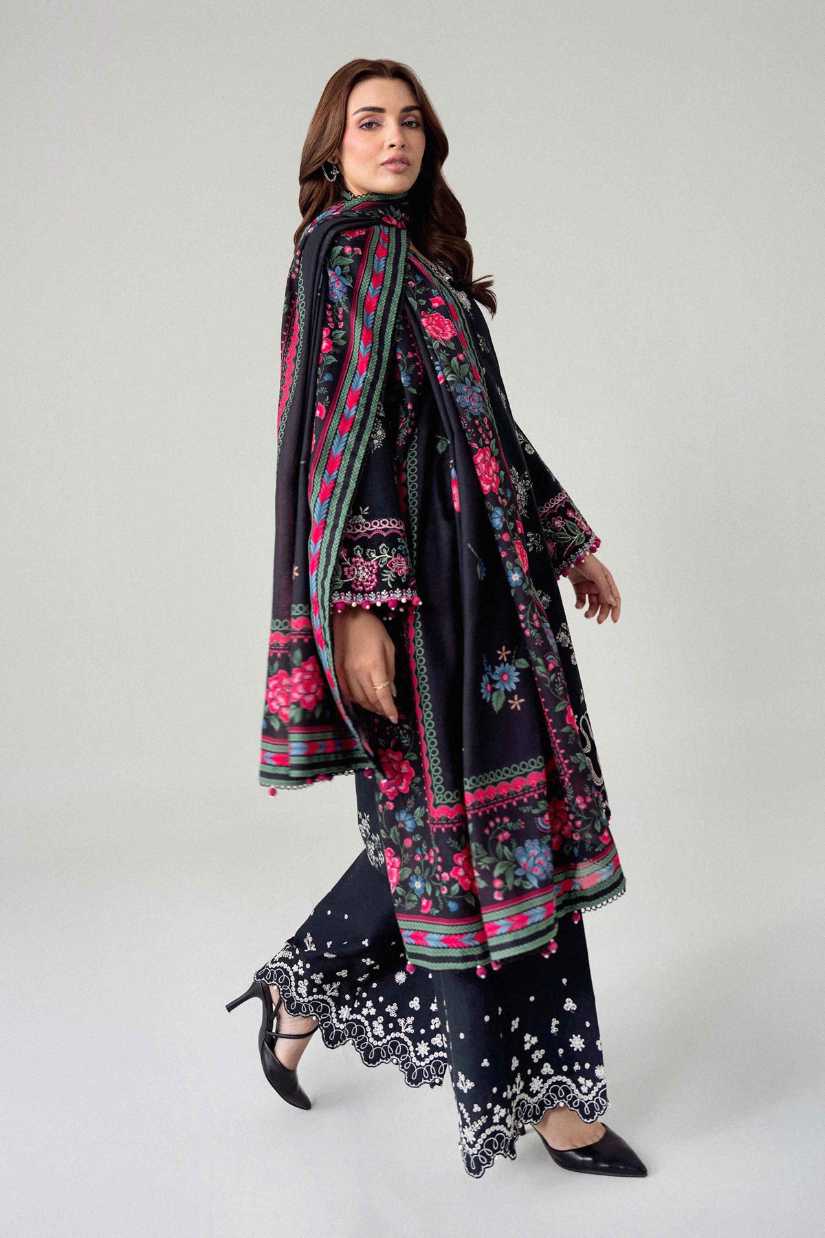3 Piece - Digital Printed Embroidered Suit - U3PE-NISHA26WV1-138