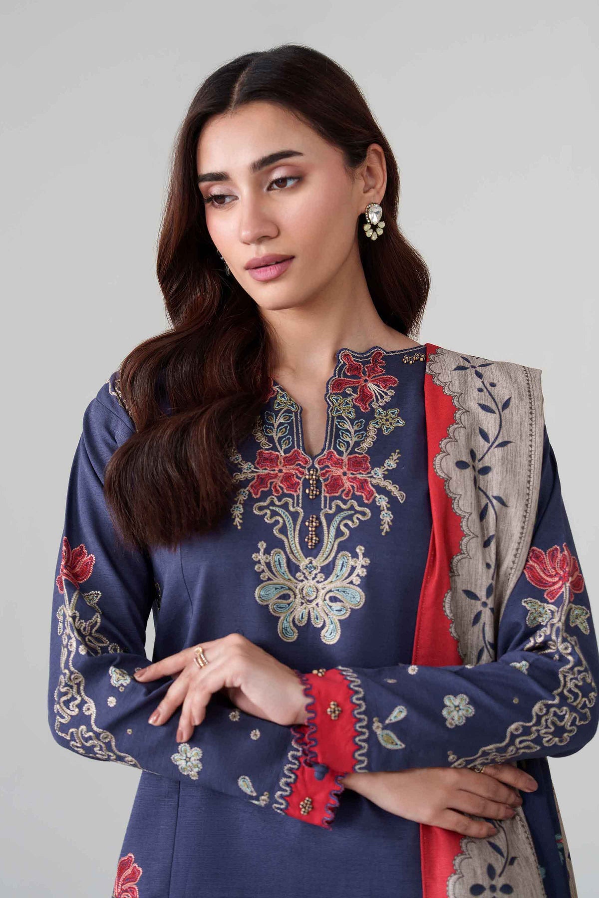 3 Piece - Digital Printed Embroidered Suit - U3PE-NISHA26WV1-156