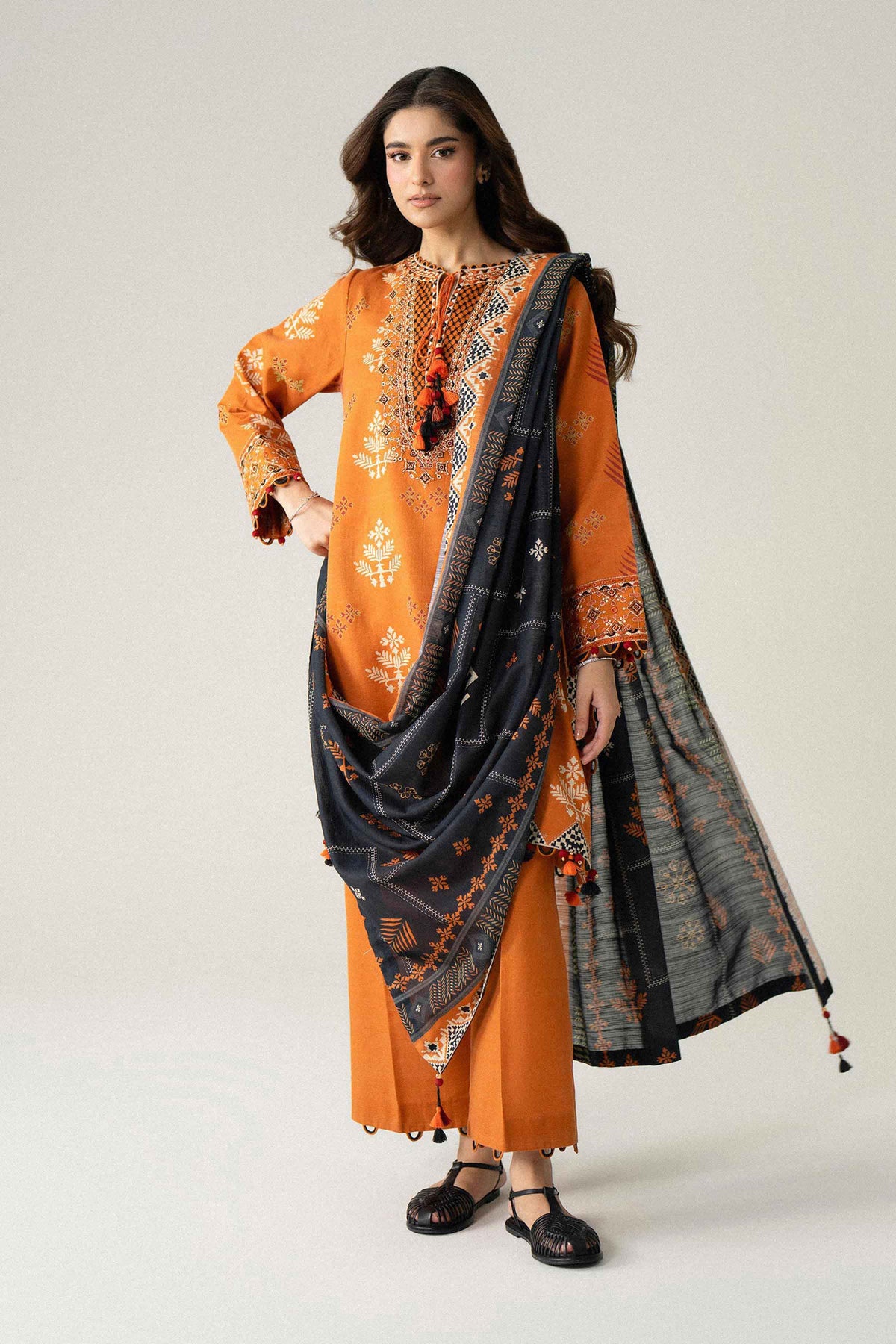 3 Piece - Printed Embroidered Suit - U3PE-NISHA26WV1-18