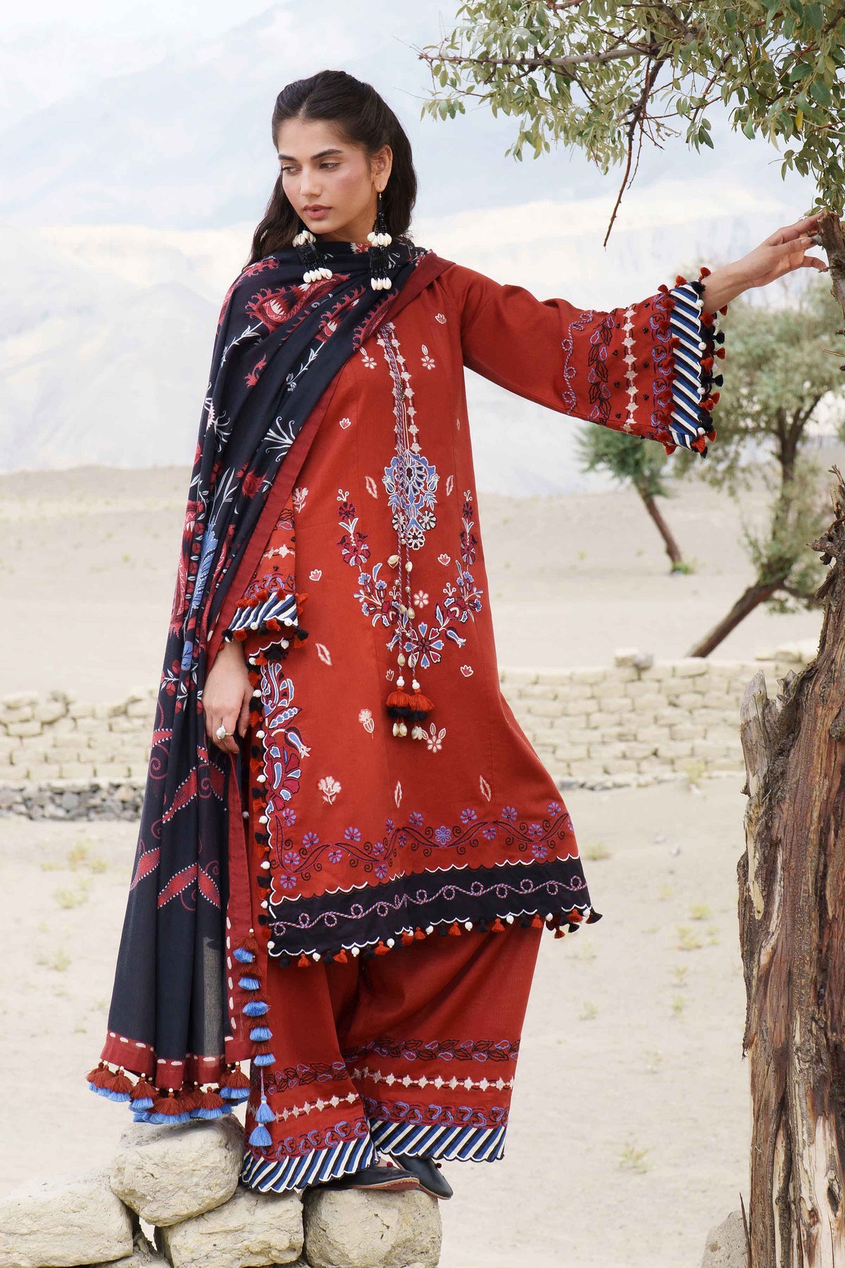 3 Piece - Printed Embroidered Suit - U3PE-NISHA26WV1-217