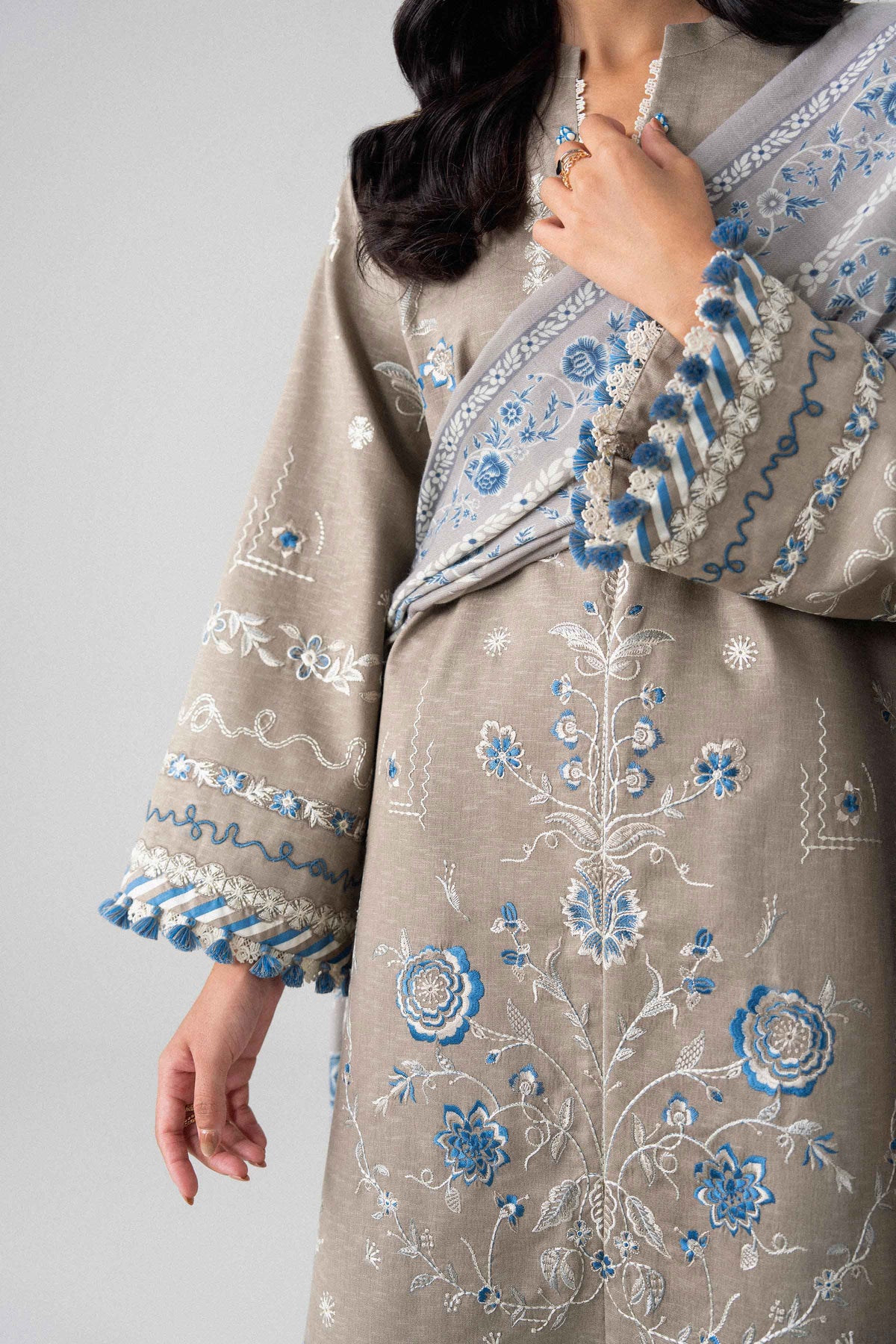 3 Piece - Printed Embroidered Suit - U3PE-NISHA26WV1-221