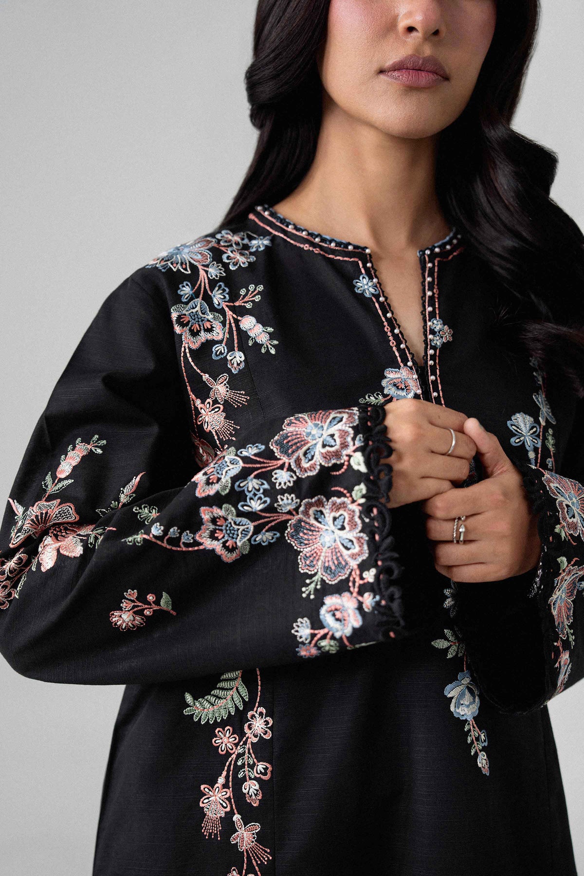 3 Piece - Digital Printed Embroidered Suit - U3PE-NISHA26WV1-231