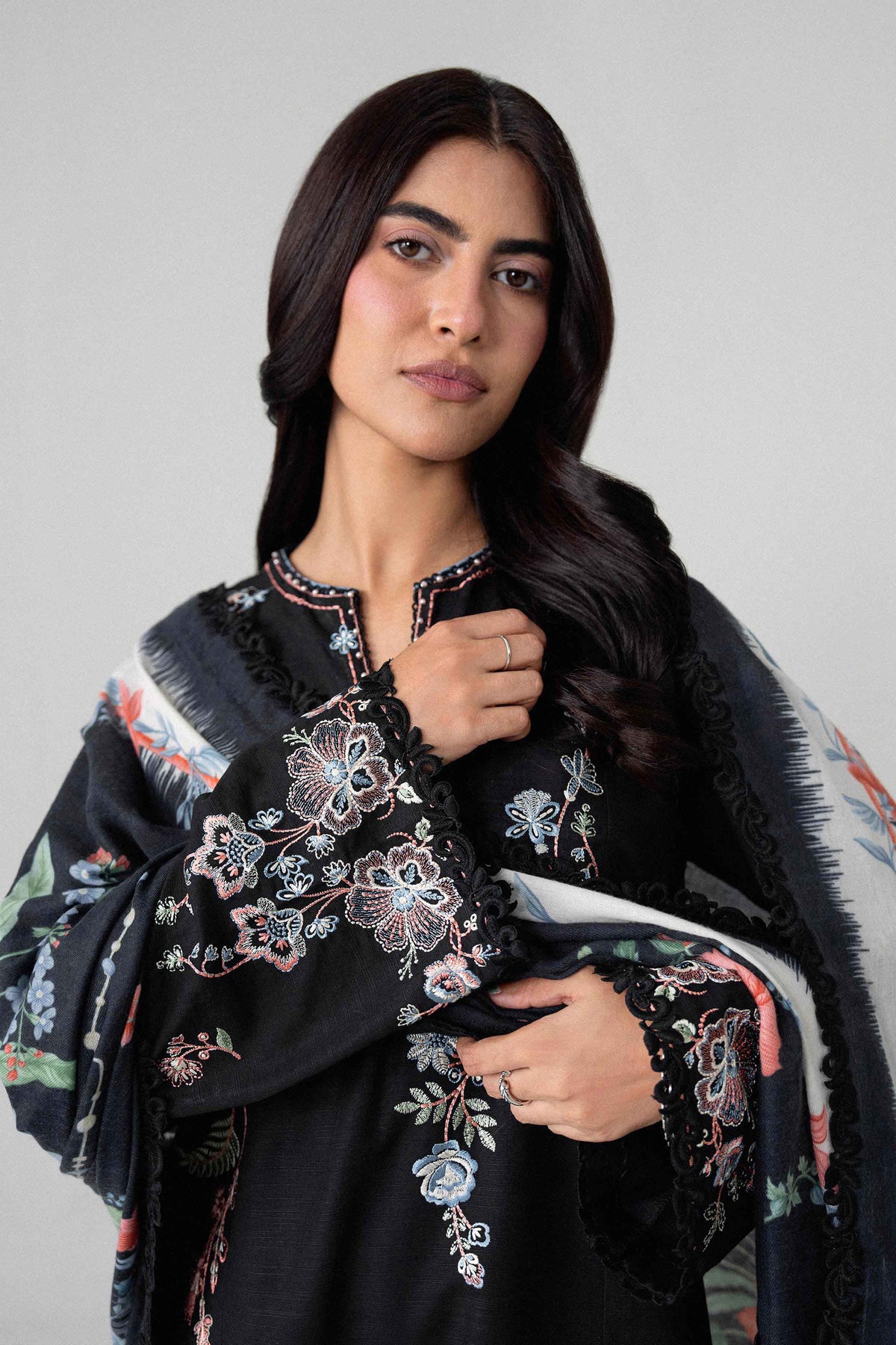 3 Piece - Digital Printed Embroidered Suit - U3PE-NISHA26WV1-231