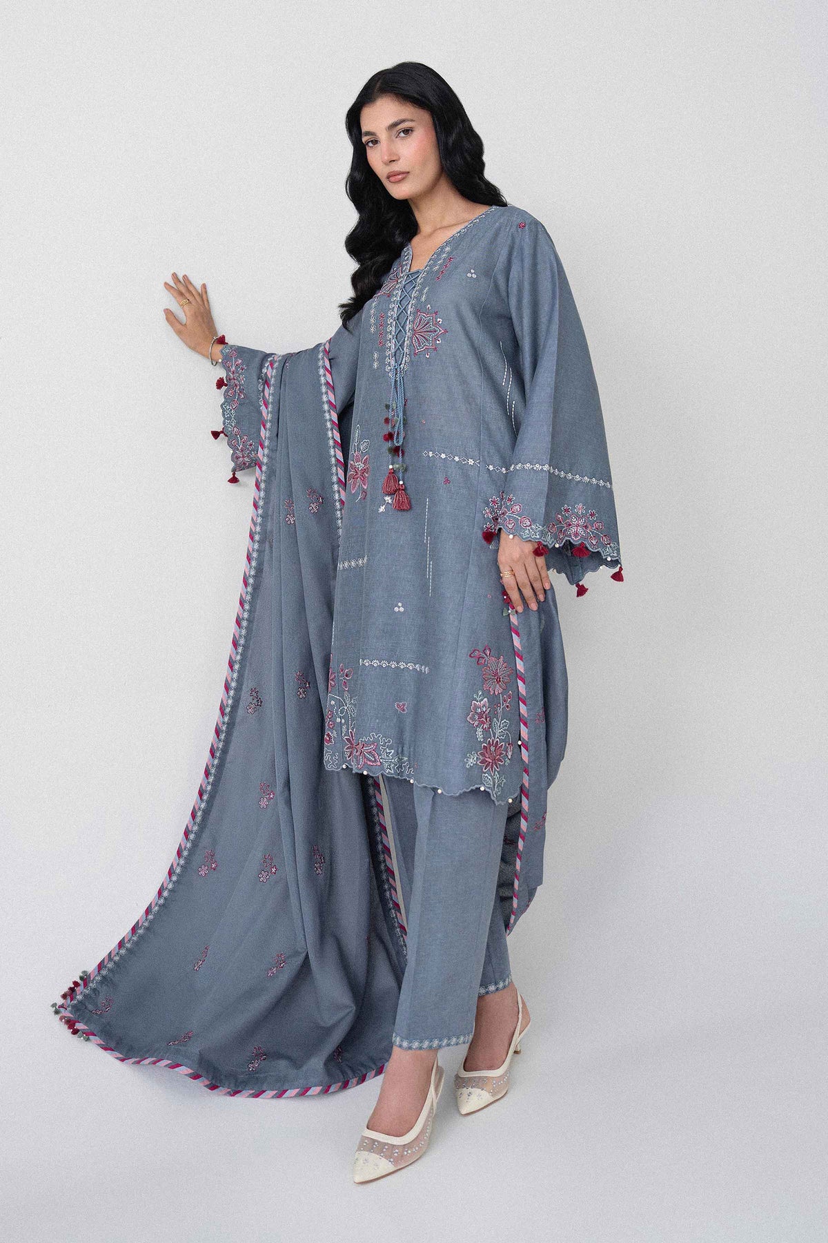 3 Piece - Embroidered Suit - U3PE-NISHA26WV1-51