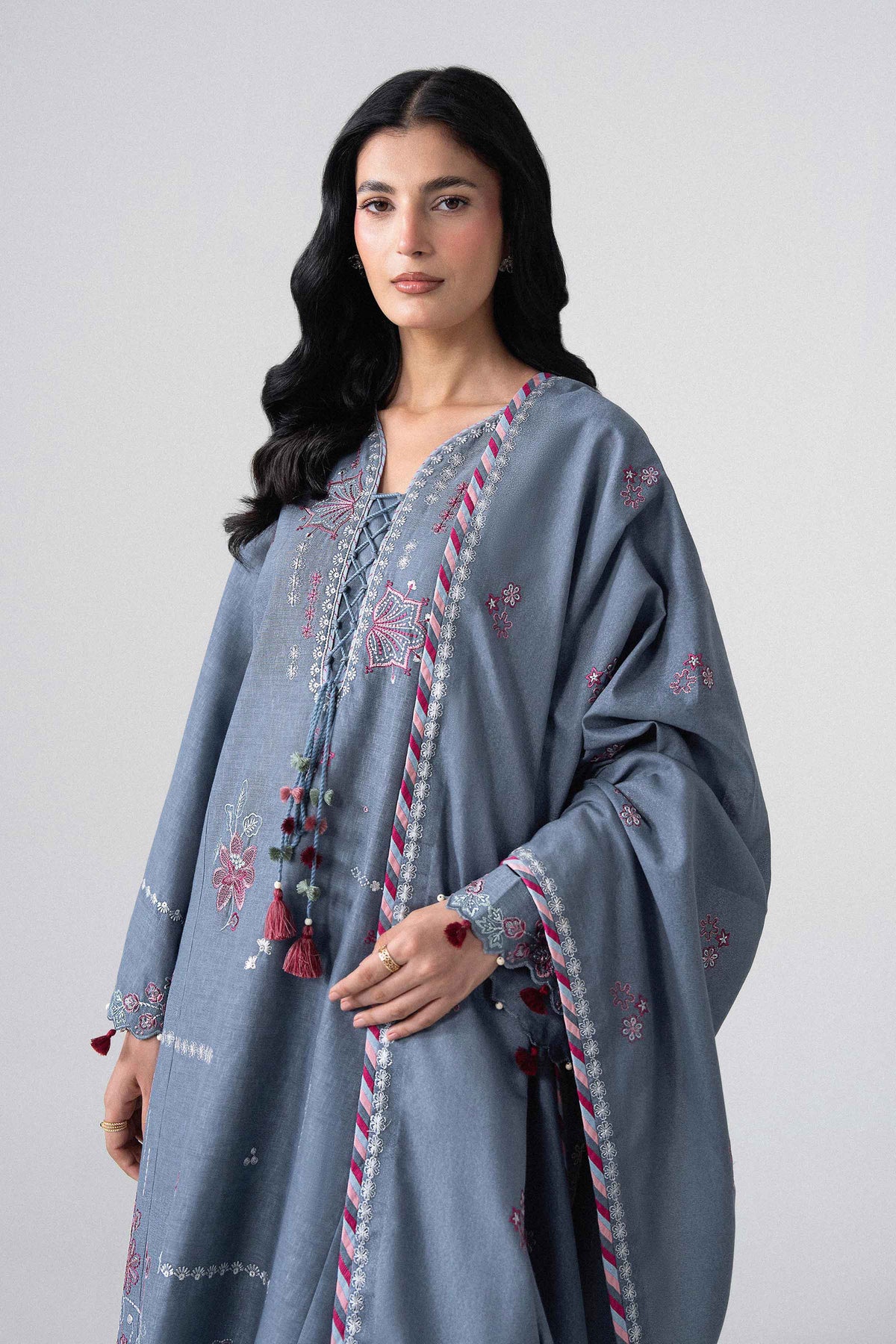 3 Piece - Embroidered Suit - U3PE-NISHA26WV1-51