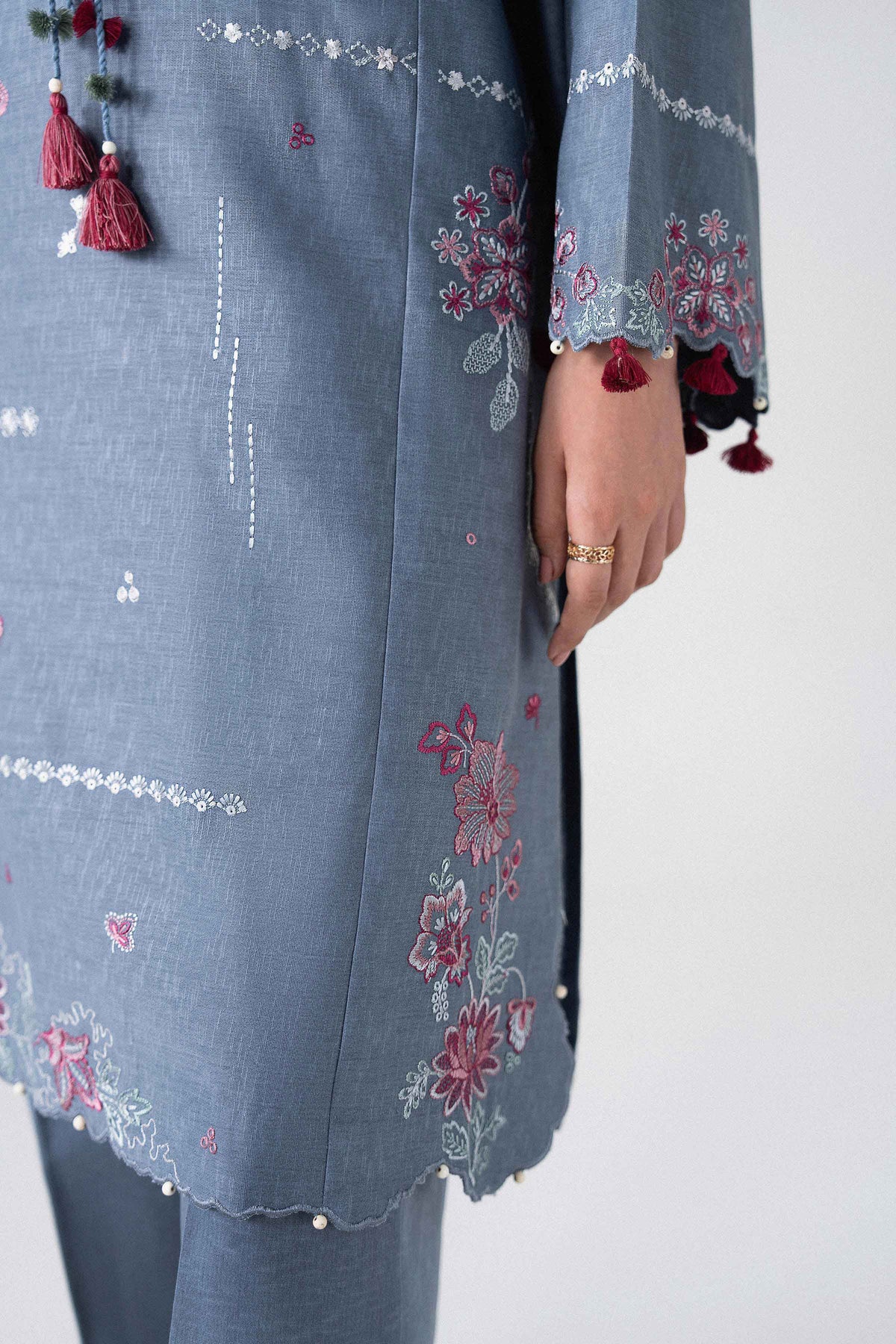 3 Piece - Embroidered Suit - U3PE-NISHA26WV1-51