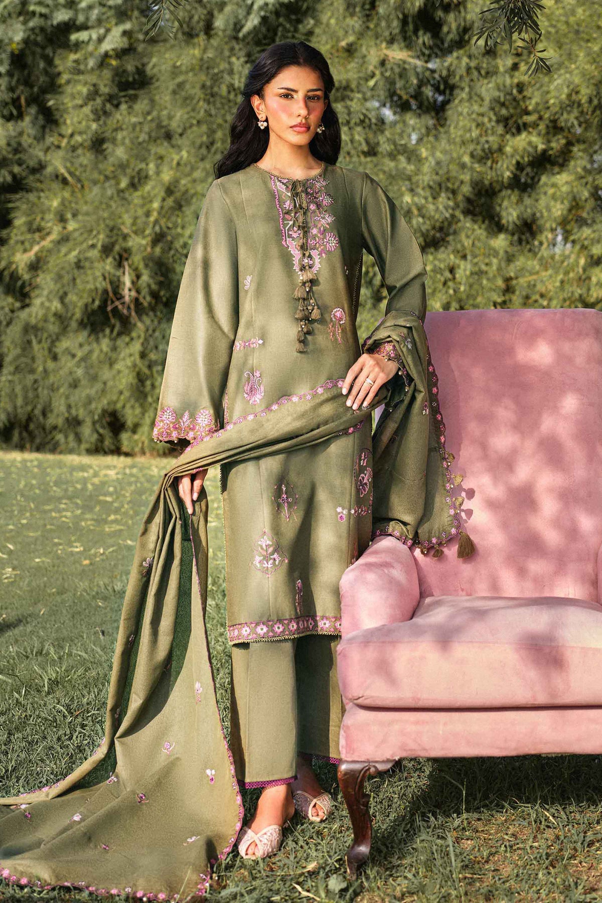 3 Piece - Embroidered Suit - U3PE-NISHA26WV1-53