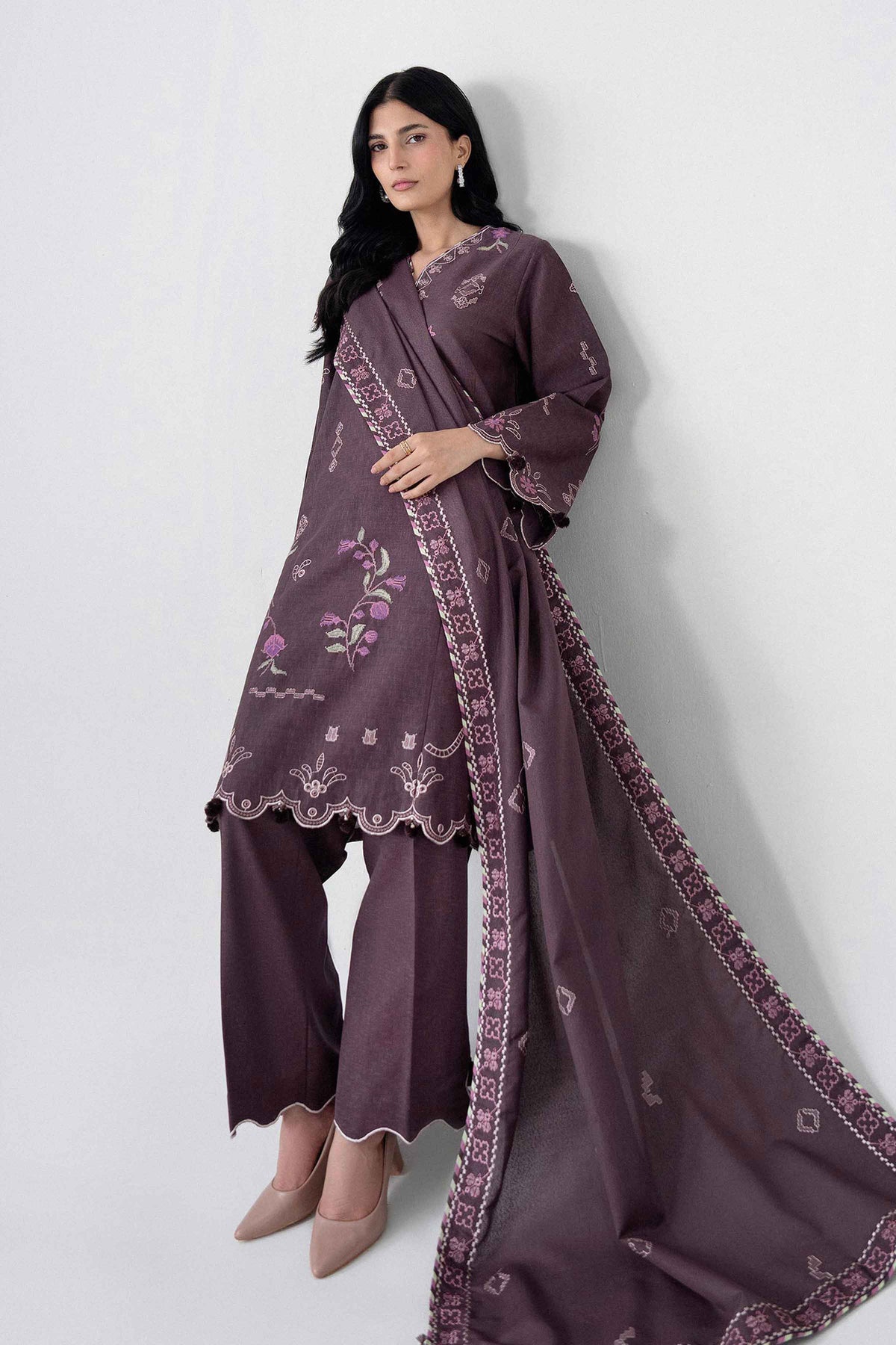 3 Piece - Embroidered Suit - U3PE-NISHA26WV1-54