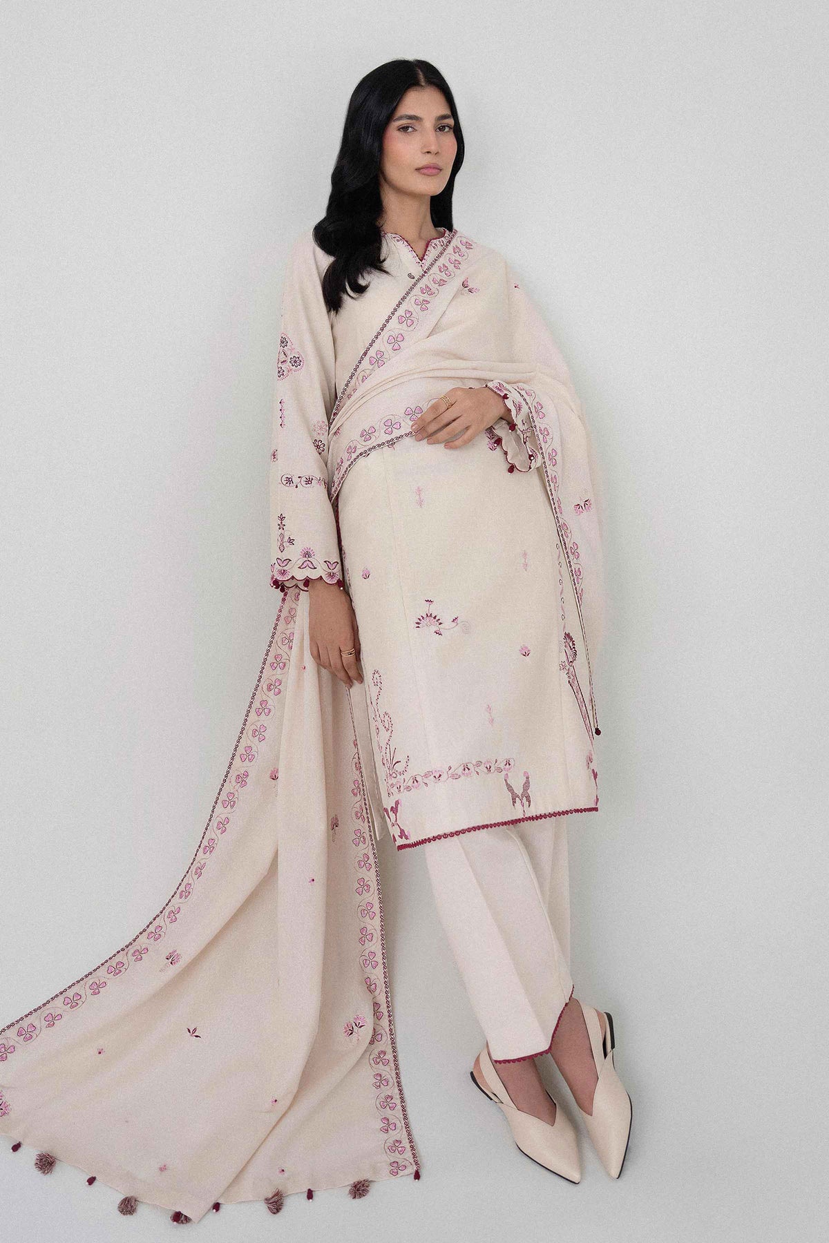 3 Piece - Embroidered Suit - U3PE-NISHA26WV1-59