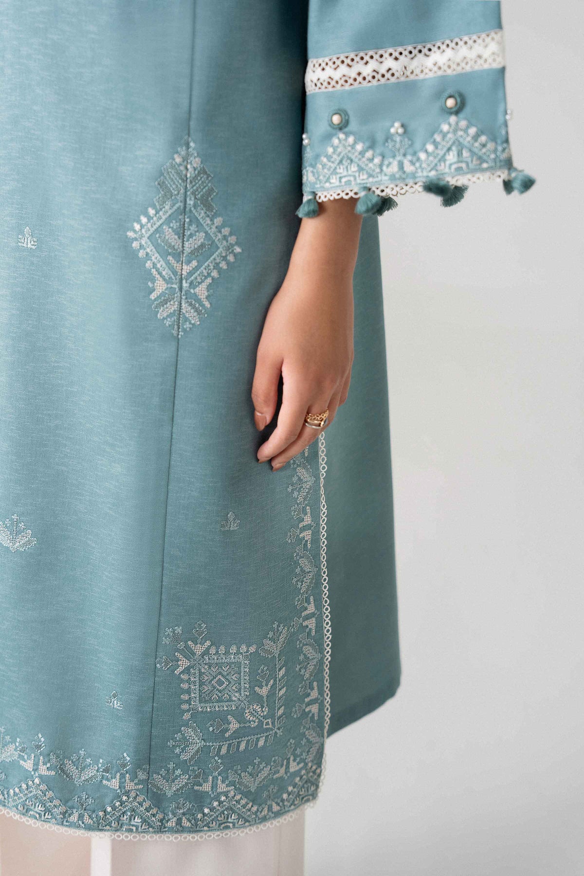 3 Piece - Embroidered Suit - U3PE-NISHA26WV1-65