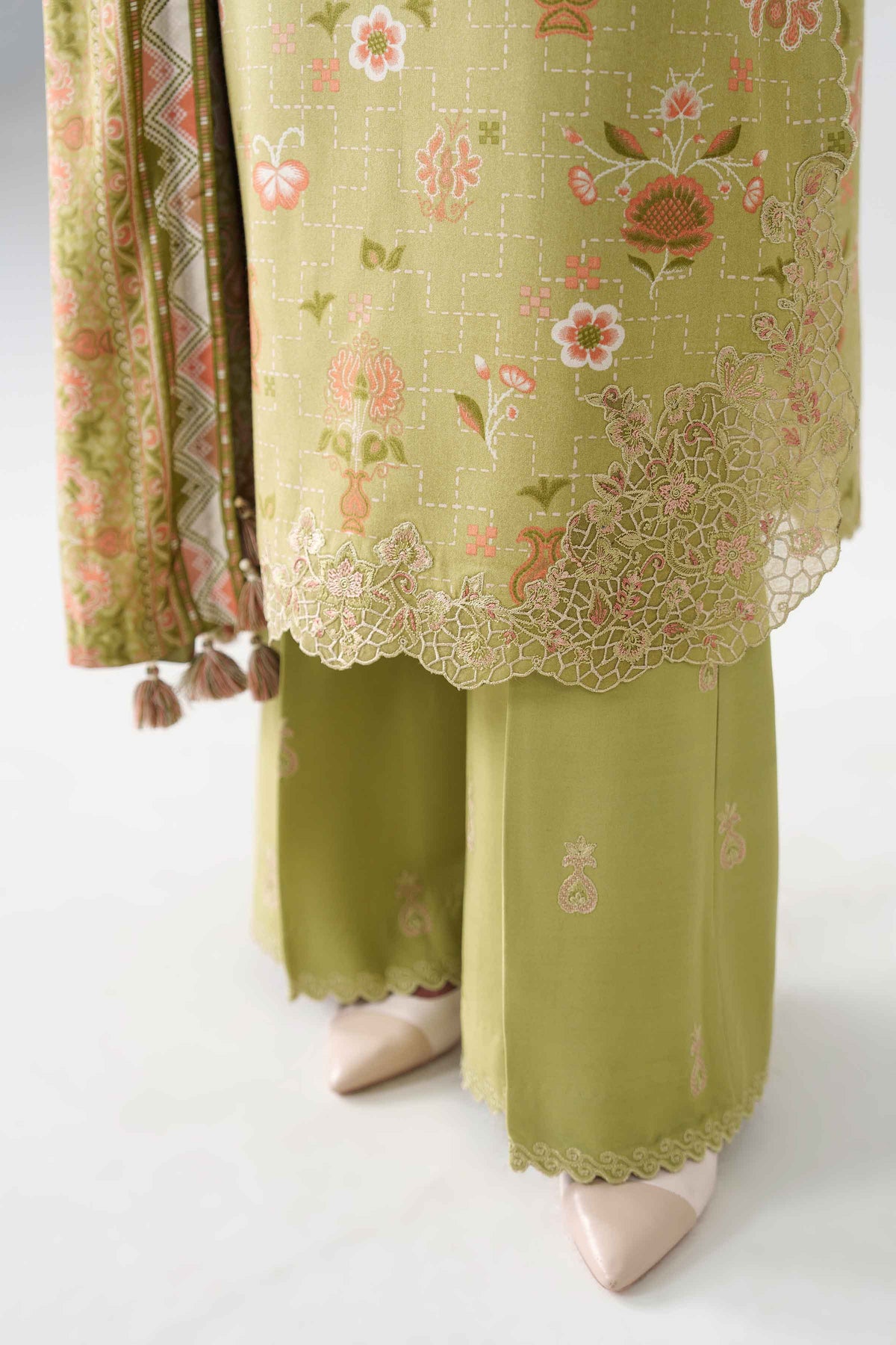 3 Piece - Printed Embroidered Suit - U3PE-NISHA26WV1-79