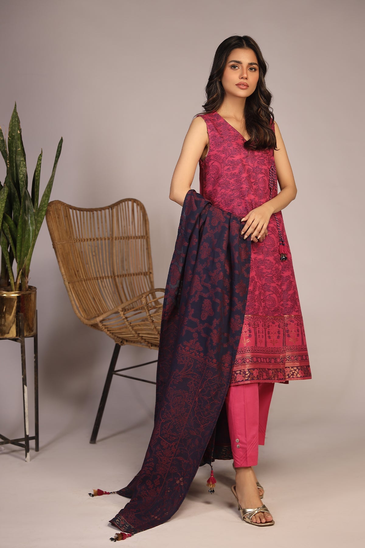 https://cdn.shopify.com/s/files/1/0704/5916/2937/products/UBNL3618.jpg?v=1752140885