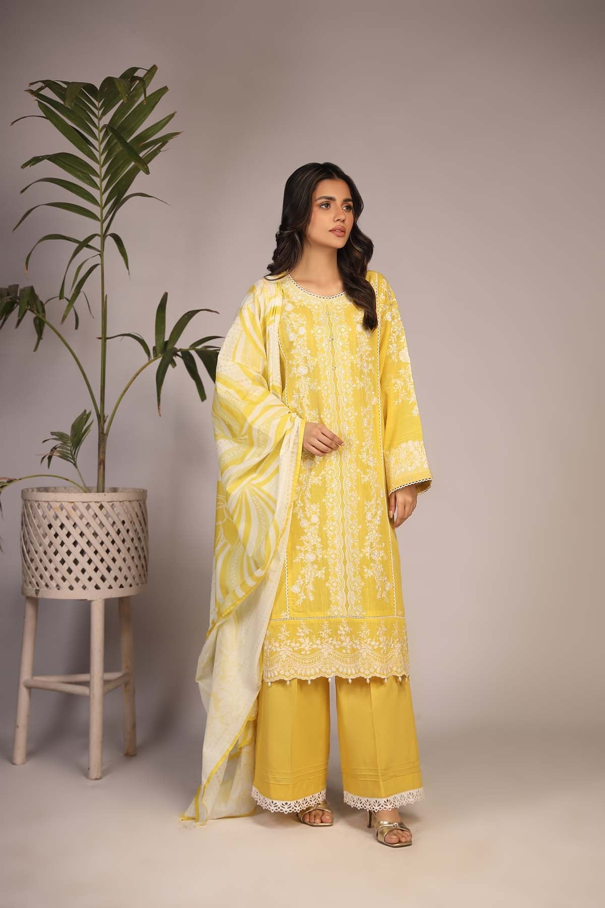https://cdn.shopify.com/s/files/1/0704/5916/2937/products/UBNL3902.jpg?v=1752140861