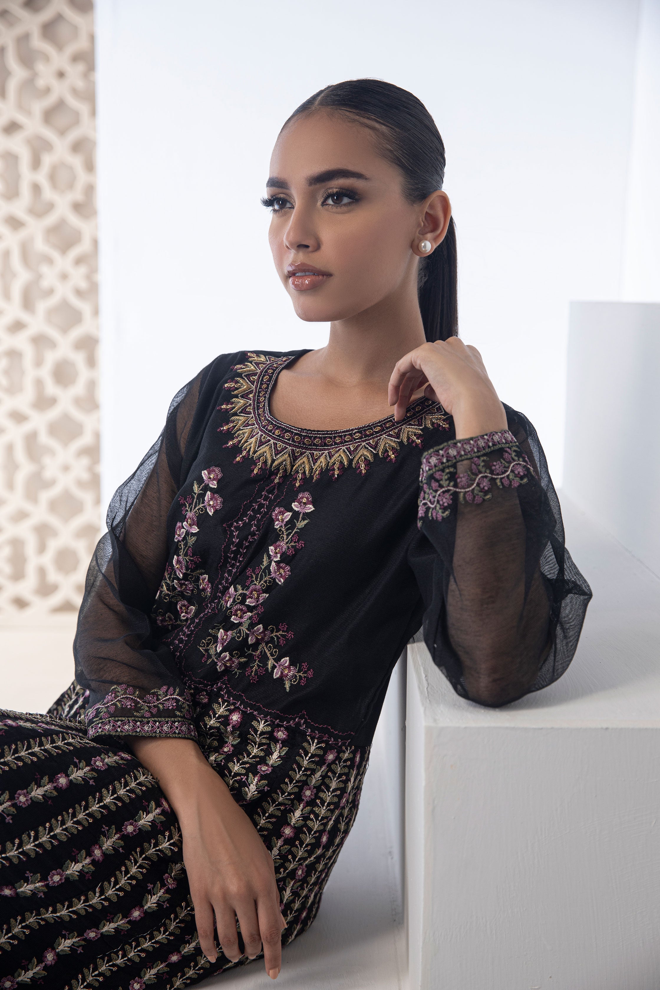 https://cdn.shopify.com/s/files/1/0587/3080/7460/products/UBNL6568.jpg?v=1736414958