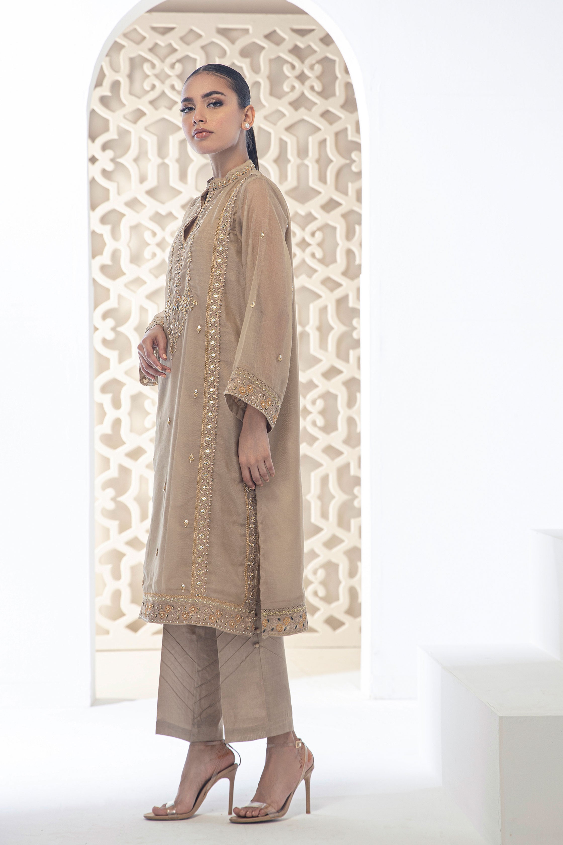 https://cdn.shopify.com/s/files/1/0587/3080/7460/products/UBNL6660.jpg?v=1736414997