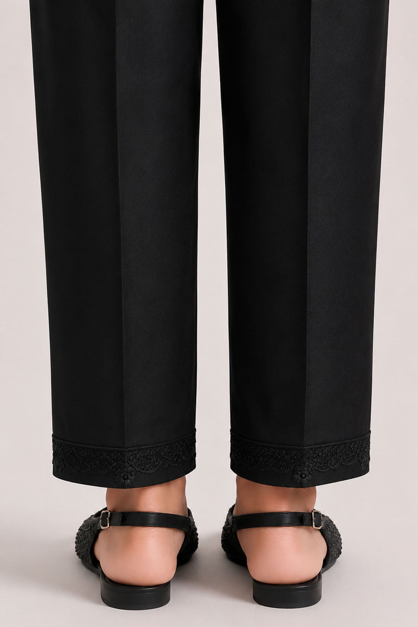 EMBROIDERED FITTED PANTS 2