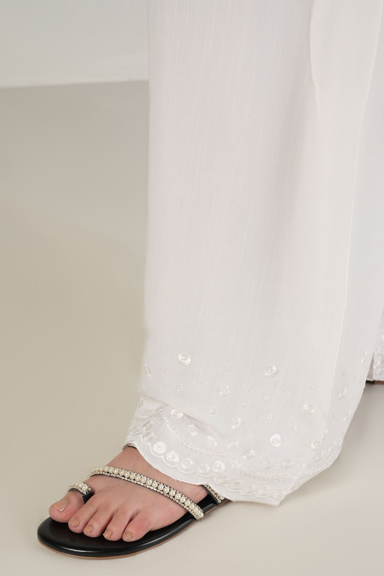 SEQUIN WHISPER 1