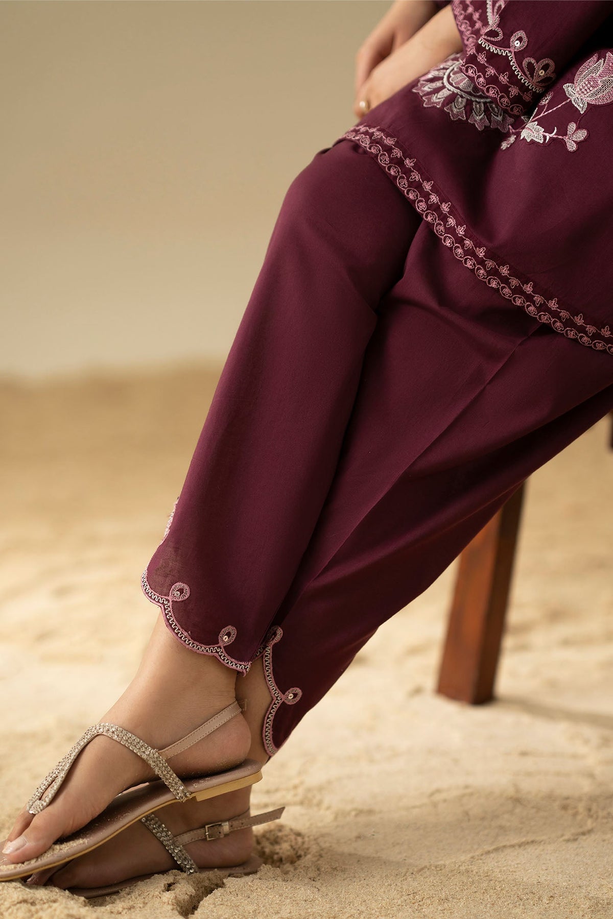 BERRY BOLD-3PC (SHIRT, SHALWAR & DUPATTA)