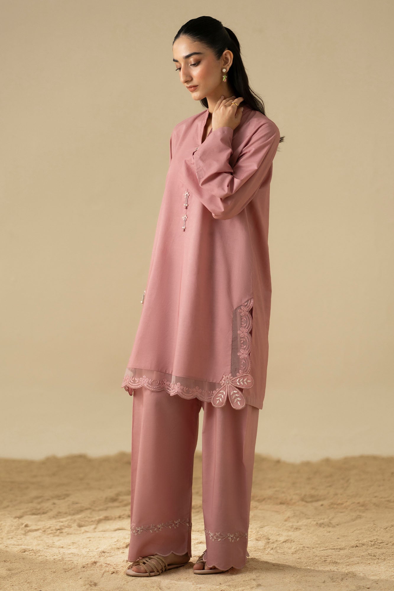 BLUSH BLOOM-2PC (SHIRT & SHALWAR)