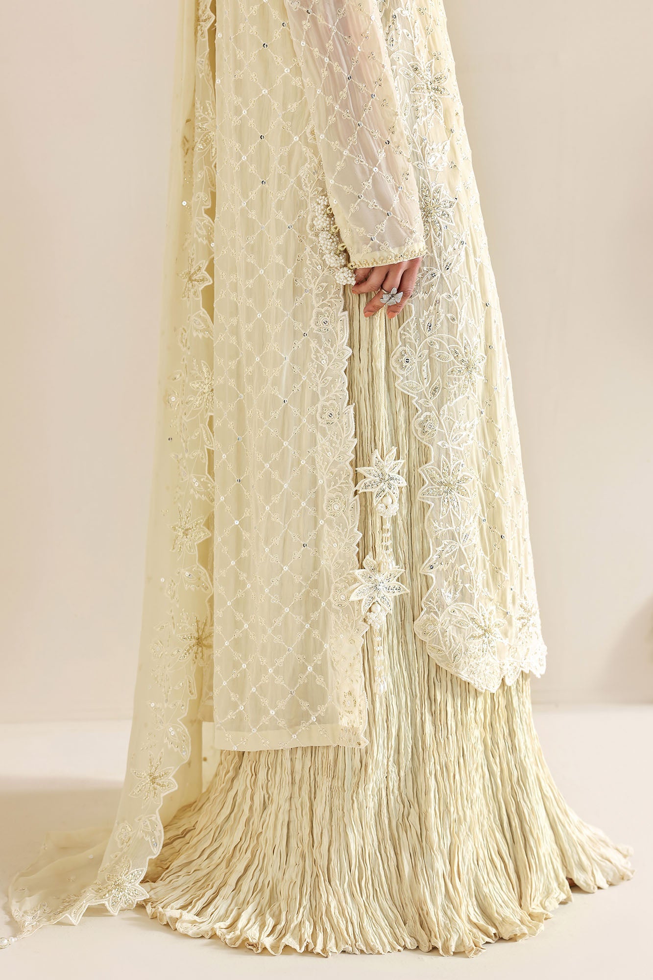 IVORY BLOOM-4PC CHIFFON EMBROIDERED SUIT