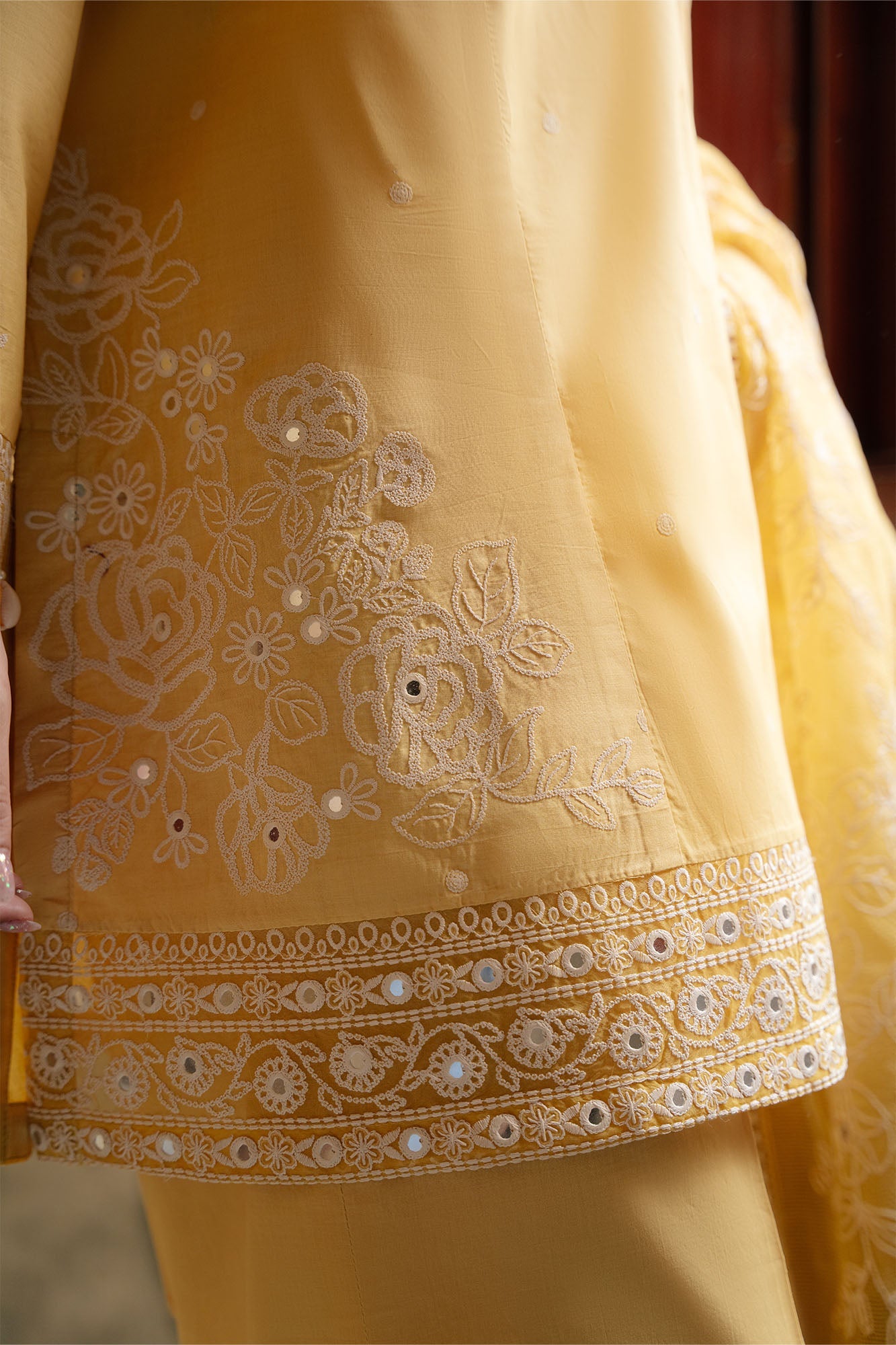 CITRINE GRACE-3PC EMBROIDERED LAWN SUIT