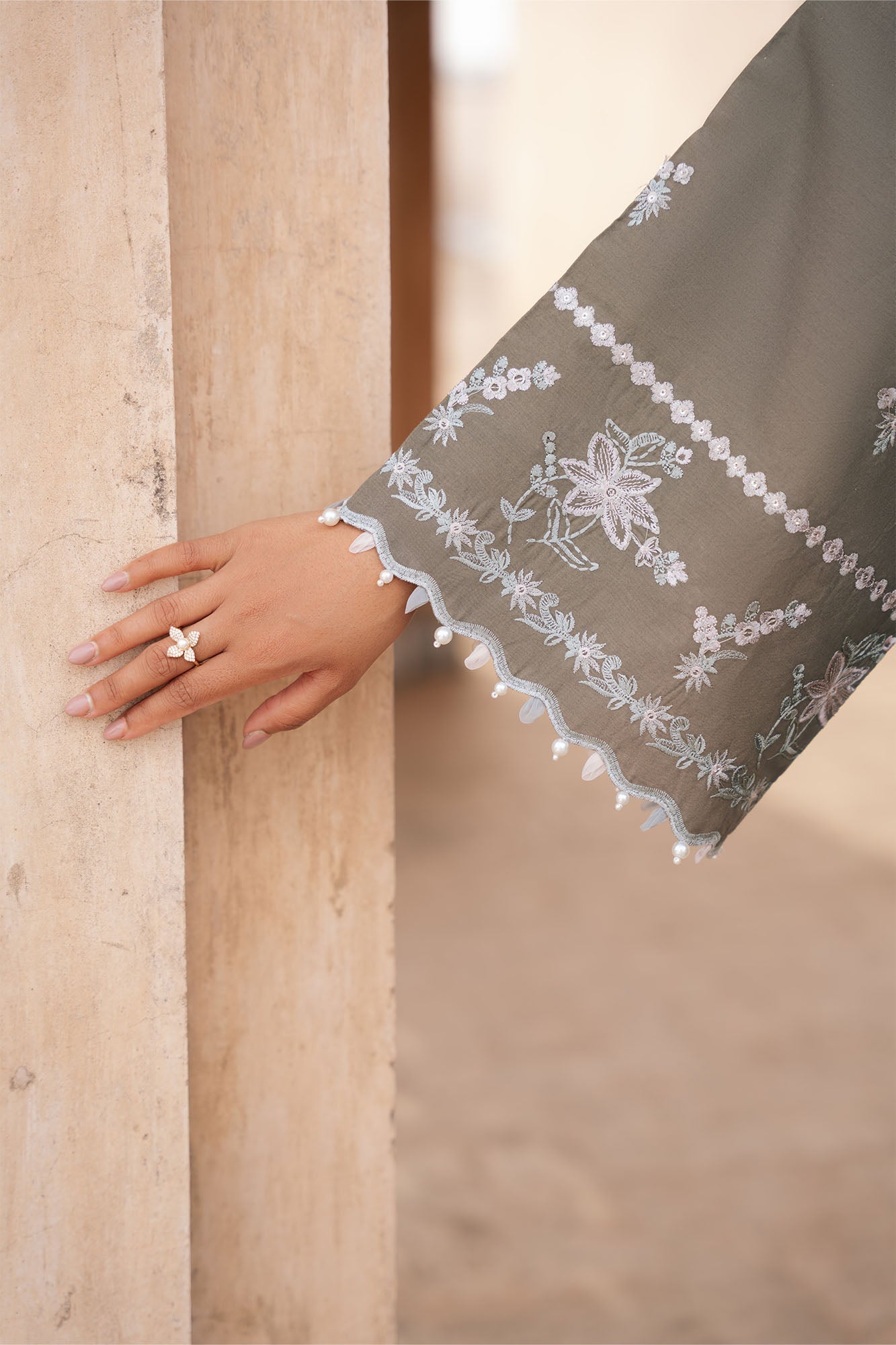 OLIVINE BLOOM-3PC EMBROIDERED LAWN SUIT