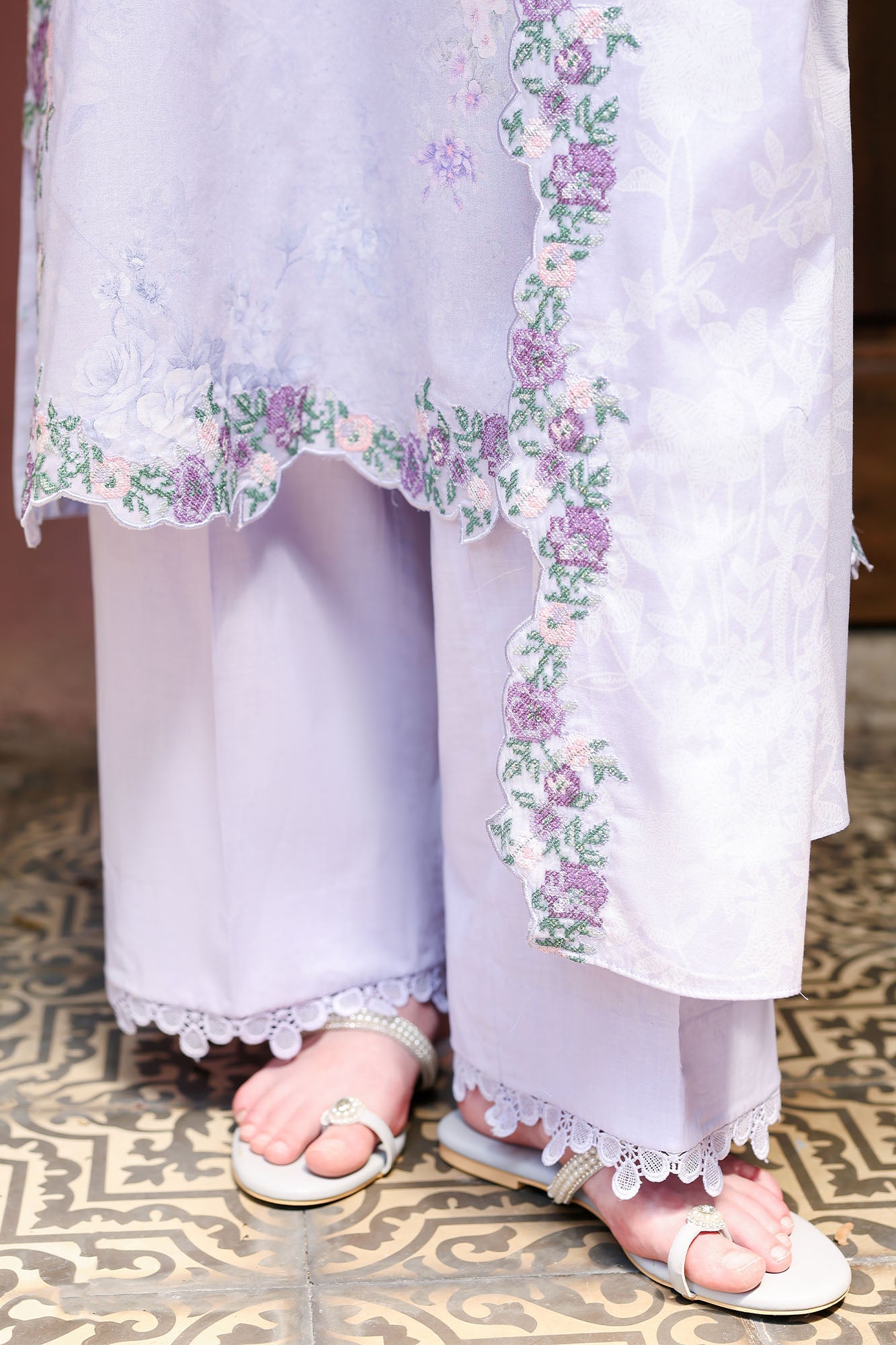 CRYSTAL GLAZE-3PC (SHIRT, TROUSER & DUPATTA)