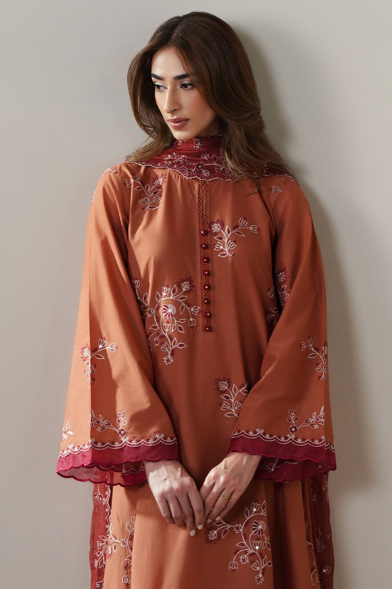 SCARLET EMBER-3PC EMBROIDERED SUIT