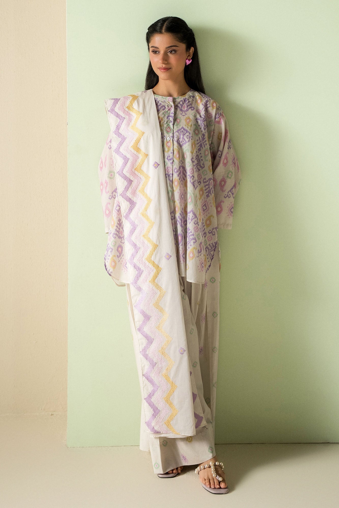 SPRING FRIZZ-3PC (SHIRT, SHALWAR & DUPATTA)