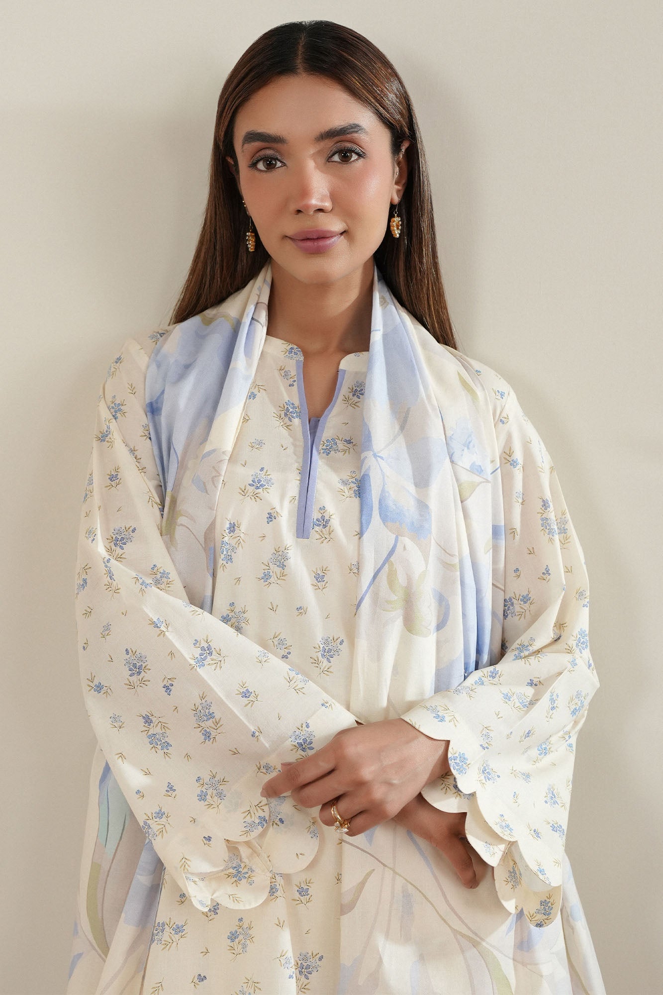 SNOW PETALS-2PC (SHIRT & DUPATTA)