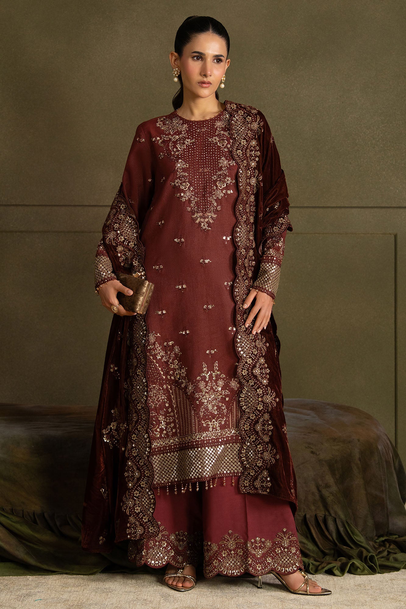 VELVET ROUGE-3PC FANCY YARN EMBROIDERED SUIT