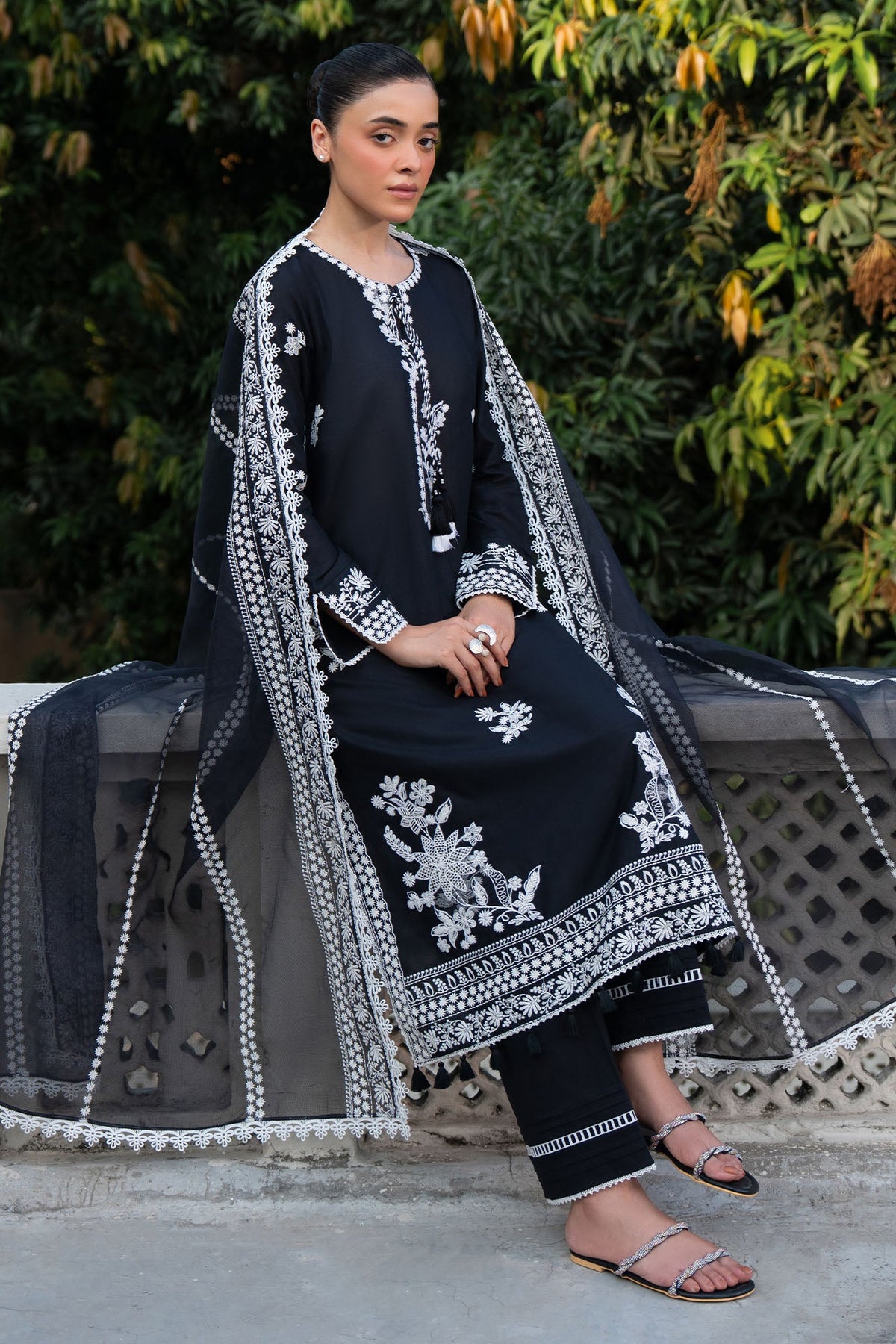 RAVEN BREEZE-3PC EMBROIDERED SUIT