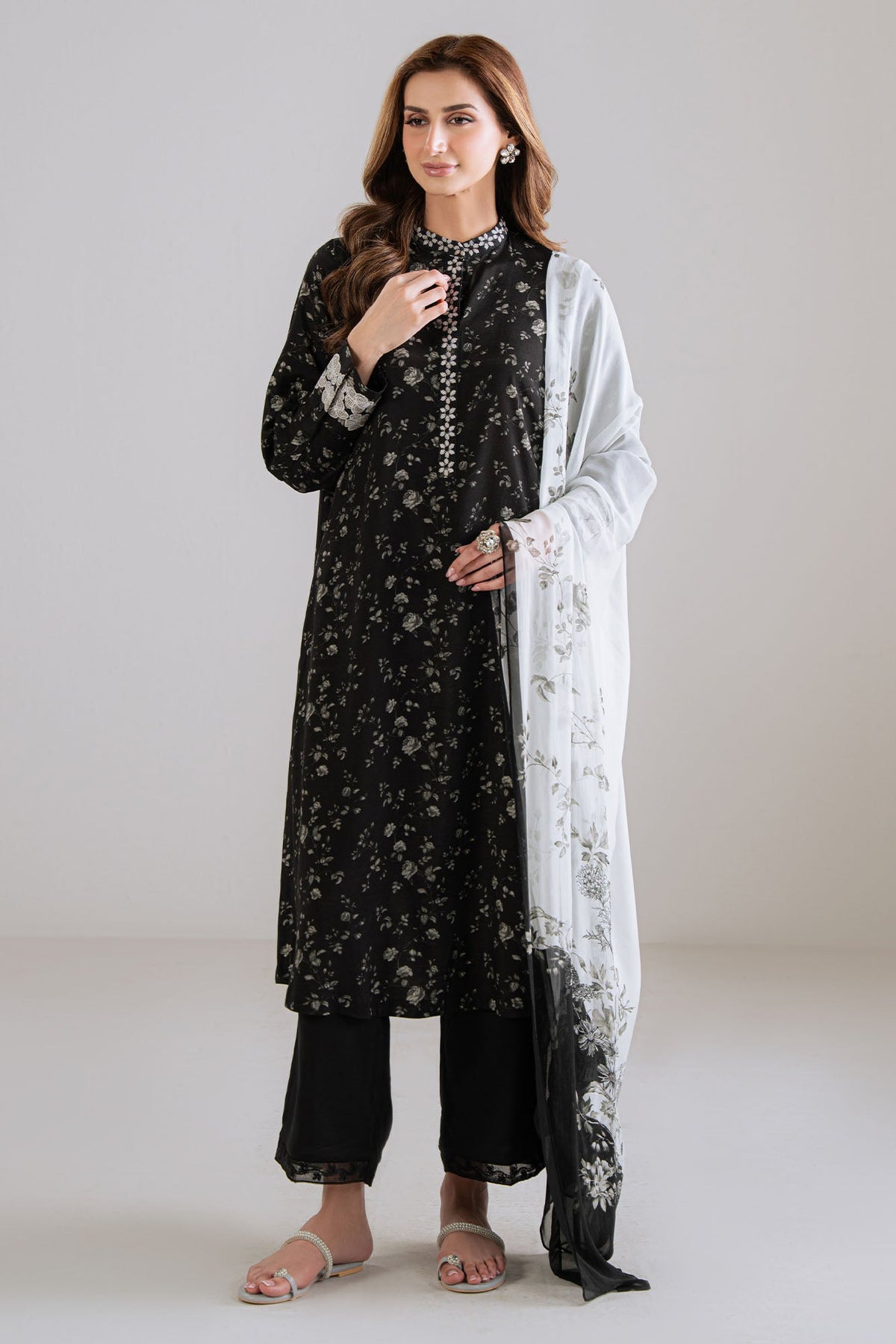 NOIR REIGN-2PC (SHIRT & DUPATTA)