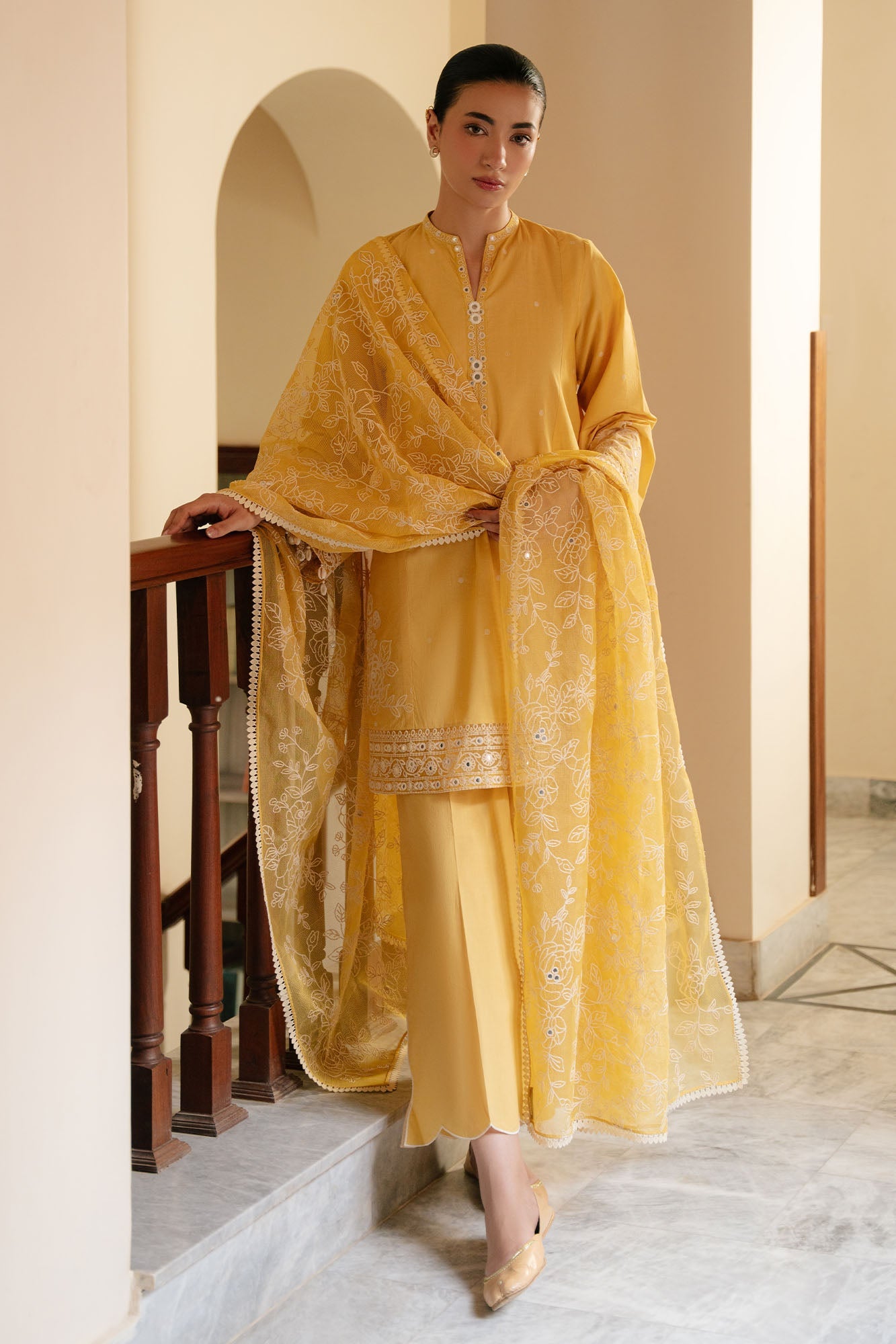 CITRINE GRACE-3PC EMBROIDERED LAWN SUIT