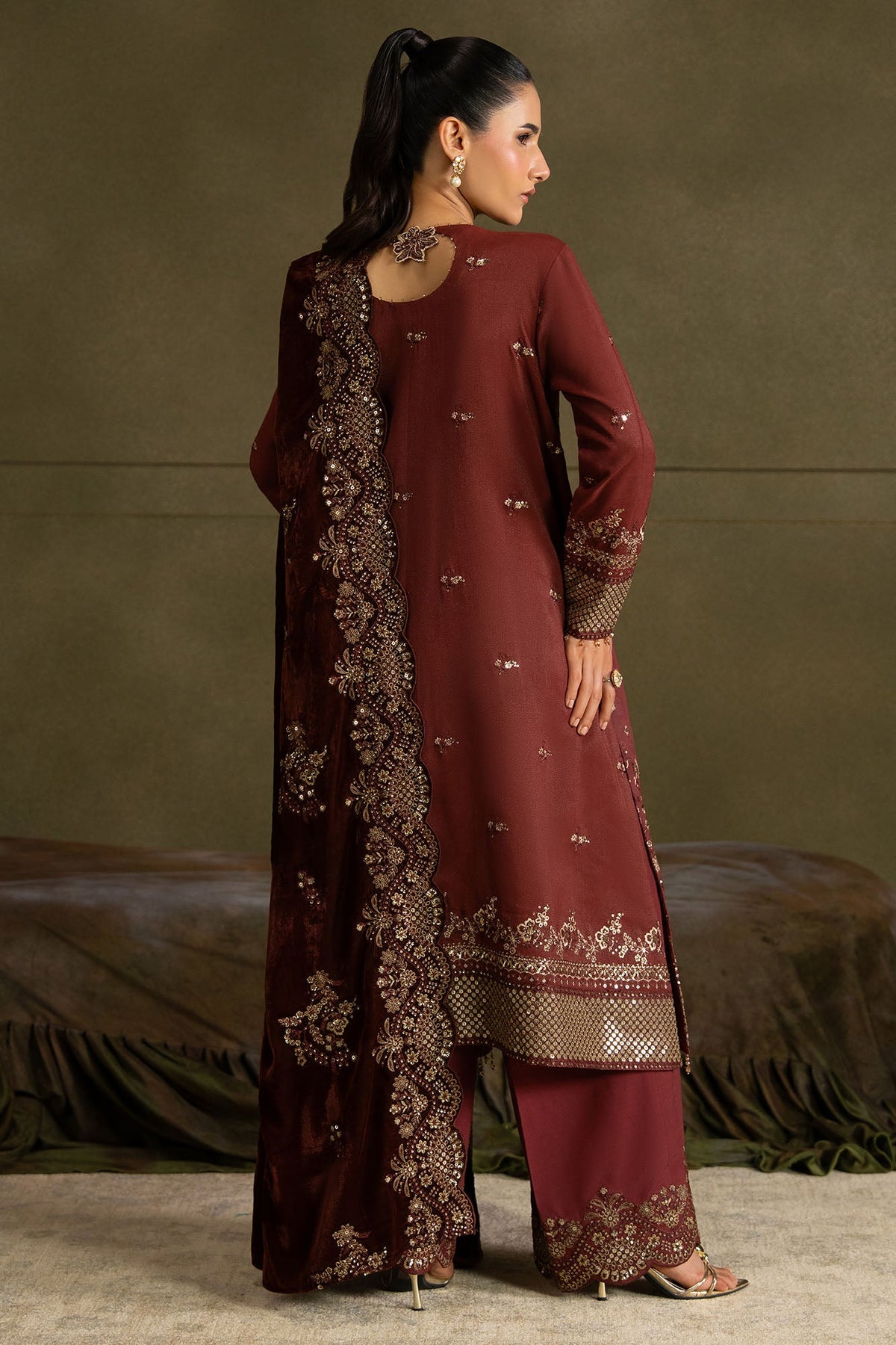 VELVET ROUGE-3PC FANCY YARN EMBROIDERED SUIT