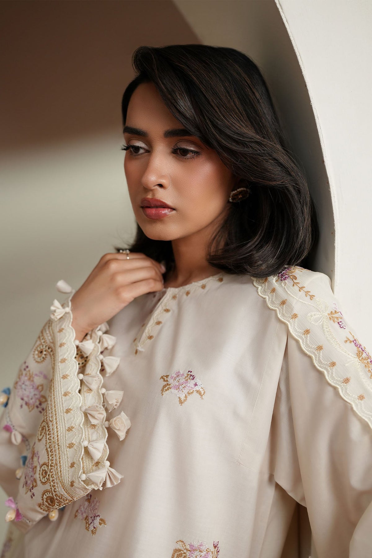 IVORY MOSIAC-3PC EMBROIDERED LAWN SUIT