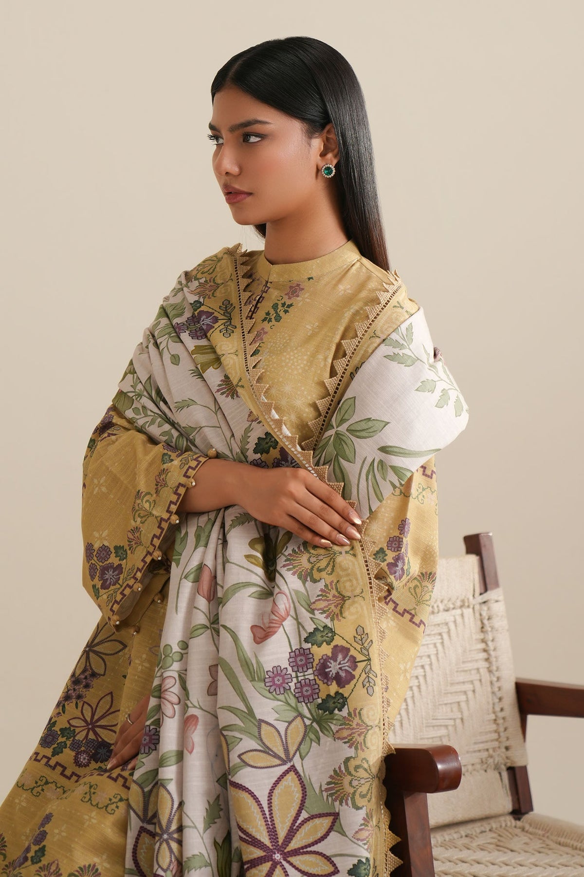 VINTAGE BLOOM-3PC KHADDAR PRINTED SUIT