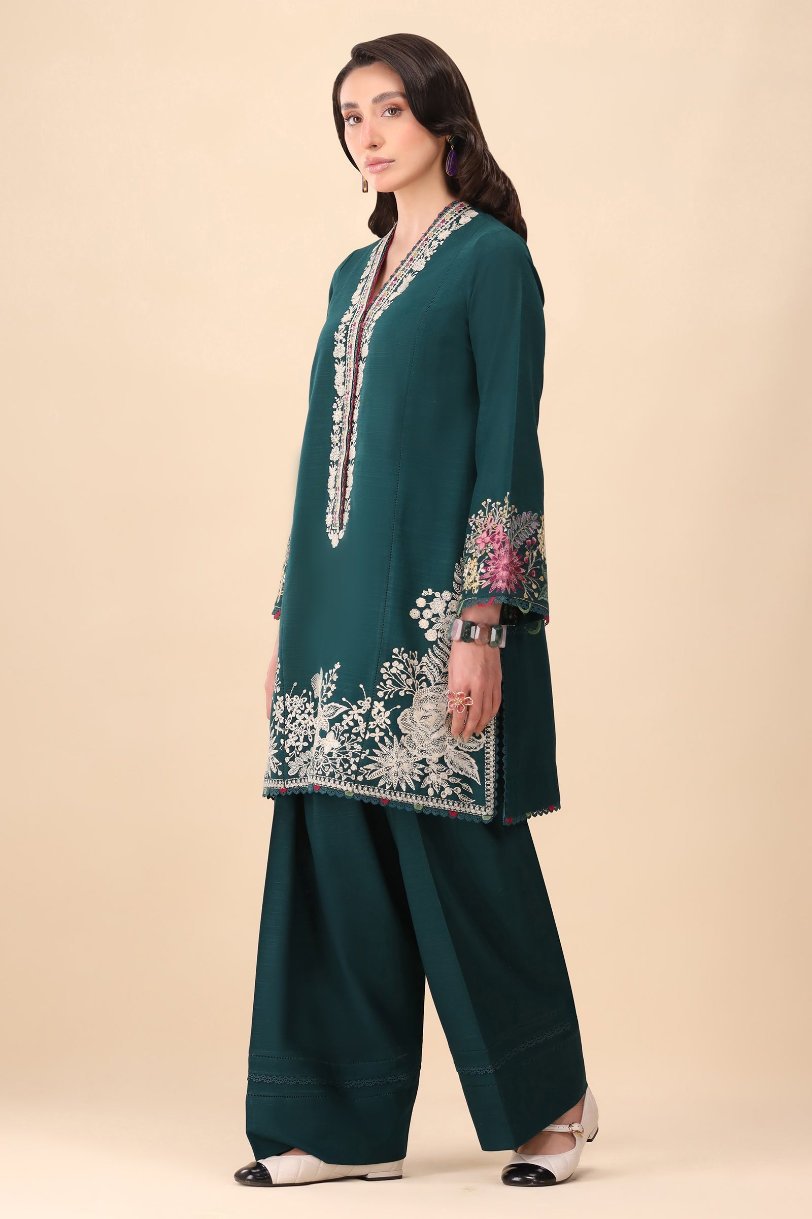 https://cdn.shopify.com/s/files/1/0081/0283/8329/files/Untitled-1_0014__0b96bd8c-fbe8-40b8-9f3f-c023d0d9fb1f.jpg?v=1736329679