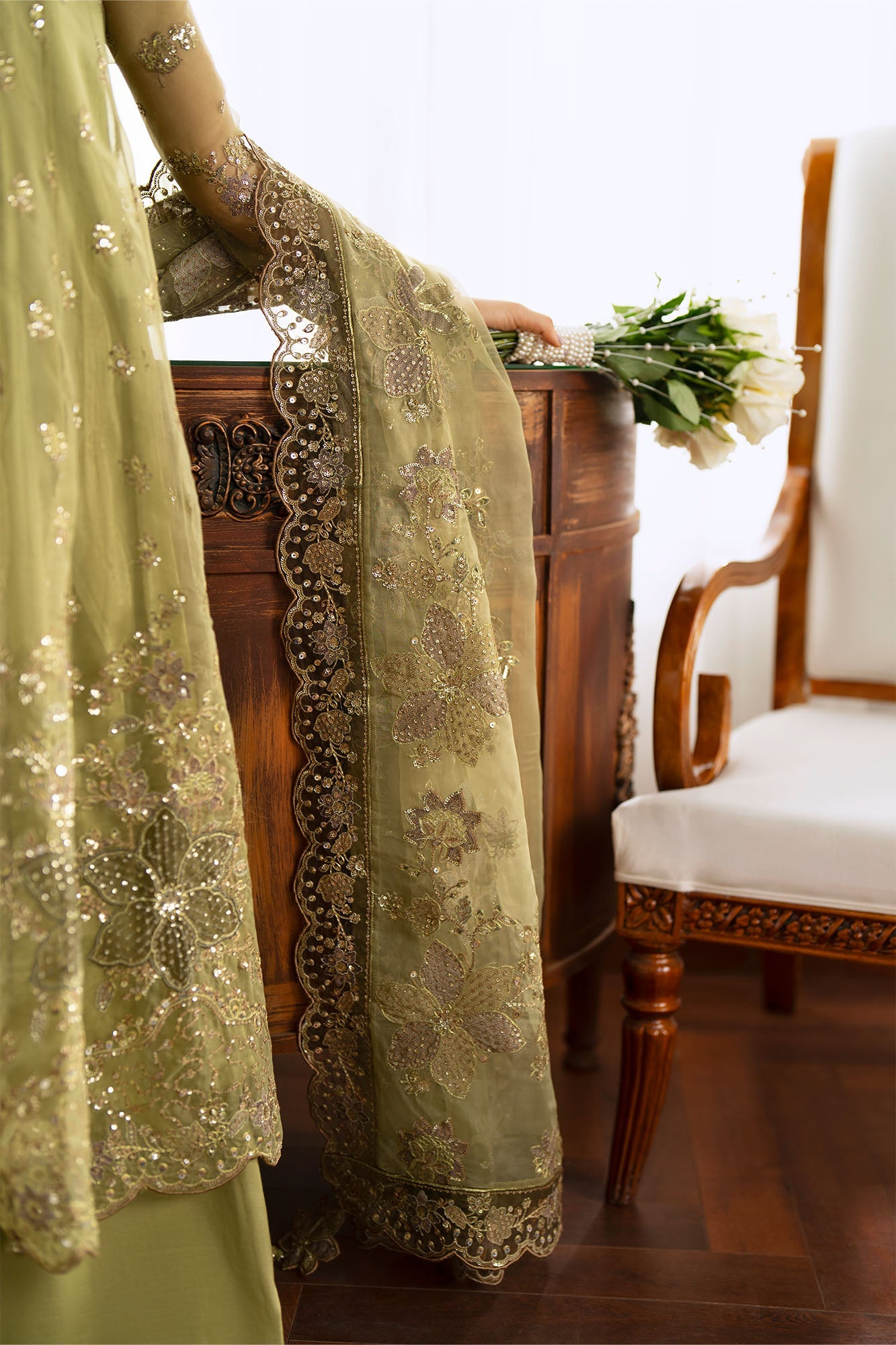 GOLDEN GROVE-3PC POLY ORGANZA EMBROIDERED PRET