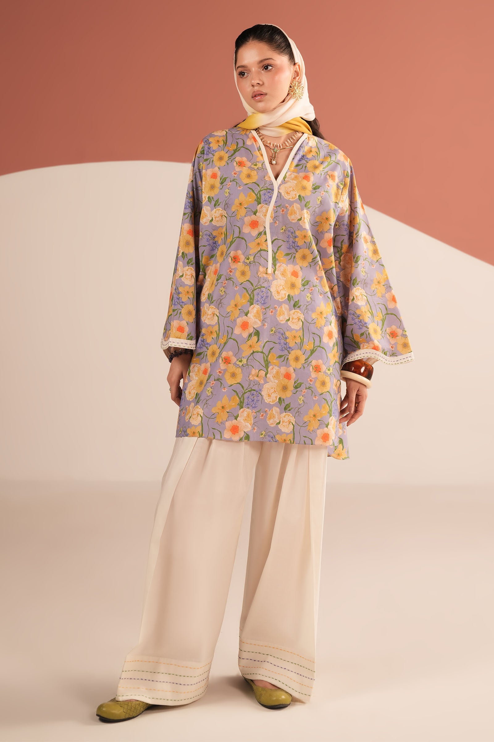 (ZRW-21611) LAVENDER WHISPER