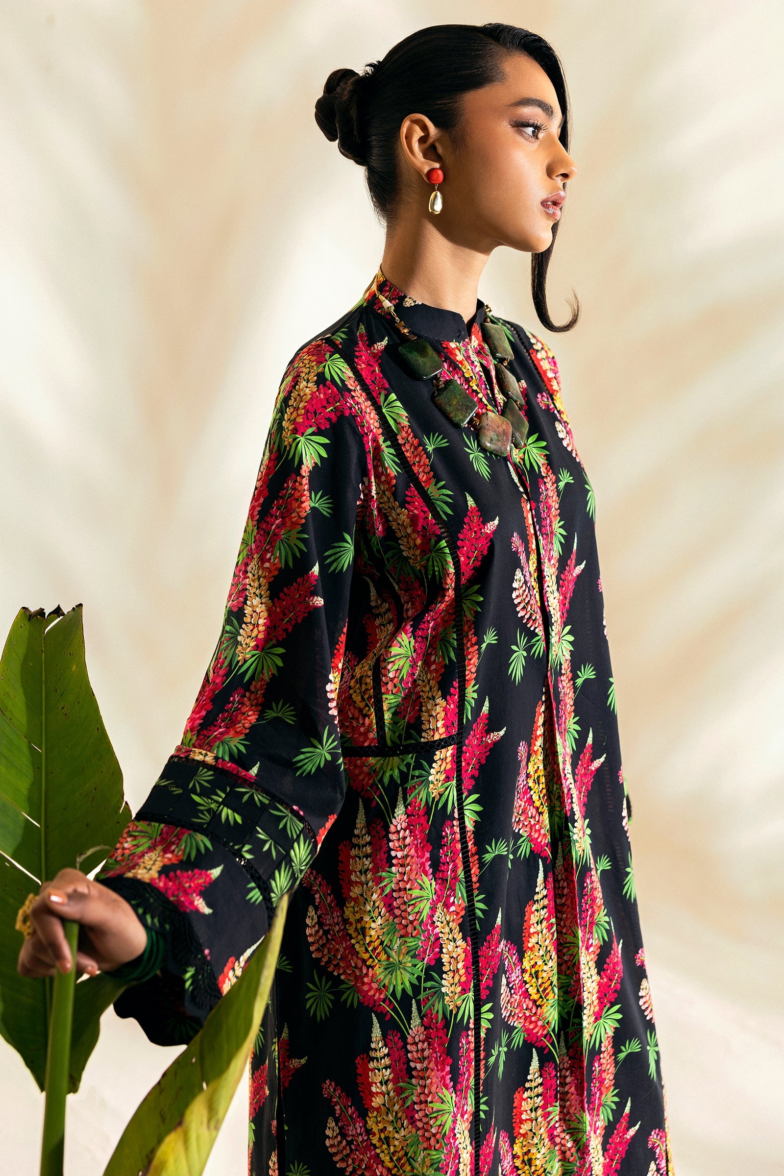 https://cdn.shopify.com/s/files/1/0081/0283/8329/files/Untitled-1_0032_2C5A8867.jpg?v=1742298369