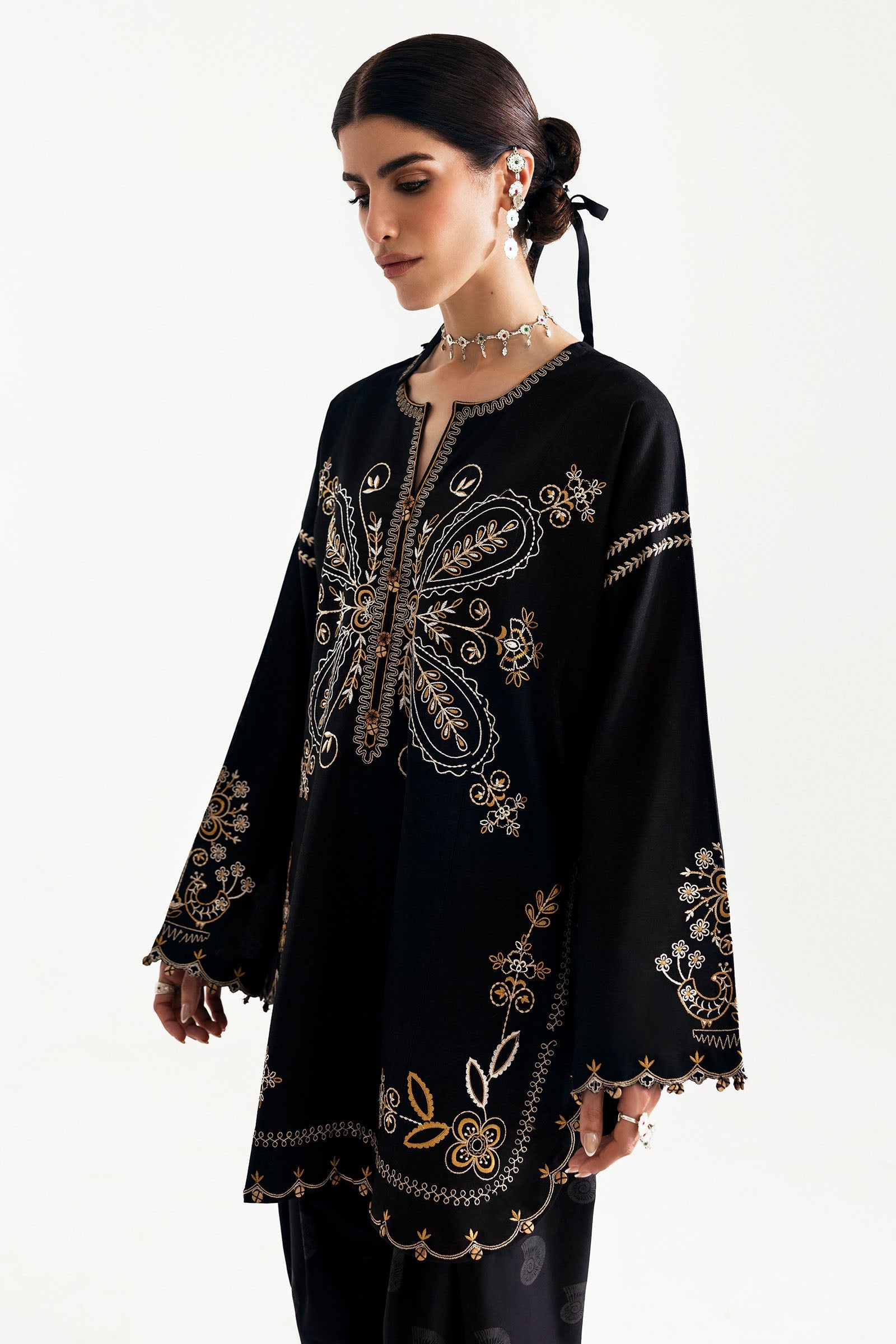 https://cdn.shopify.com/s/files/1/0081/0283/8329/files/Untitled-1_0055_2C5A4298.jpg?v=1751049873