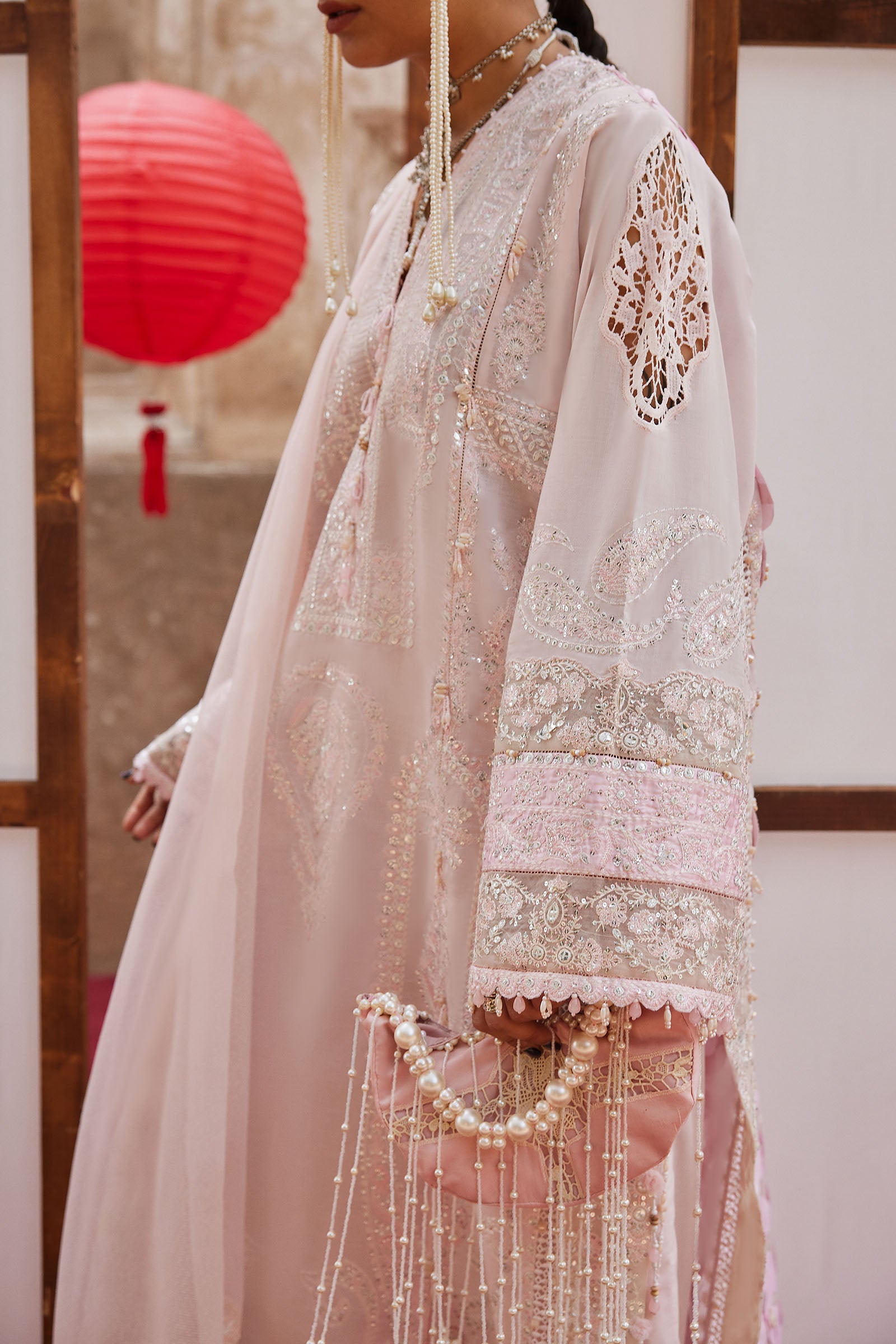 ROUHAAN (EL26-04 B)