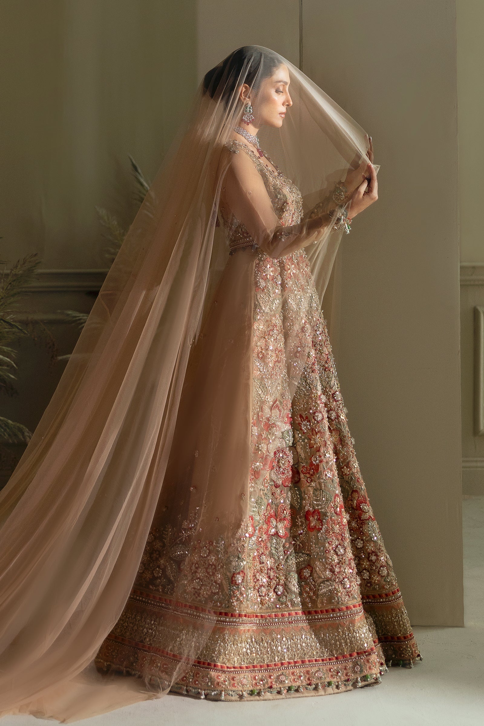 Élan – Maharani EC24-04 Style