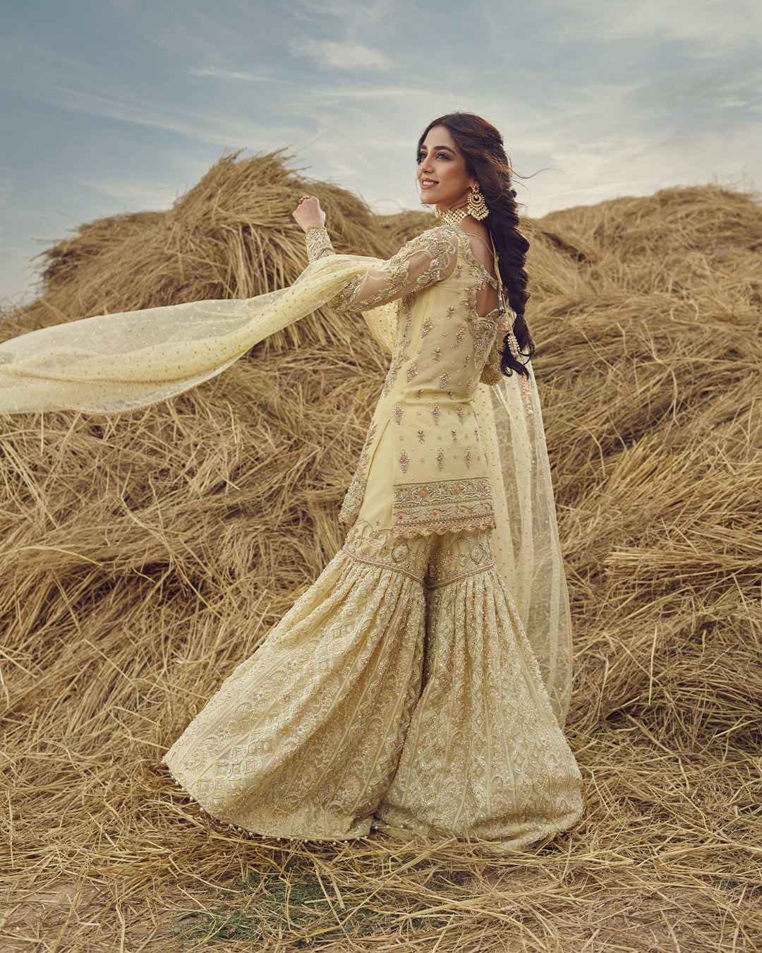Faiza Saqlain – Famya Style