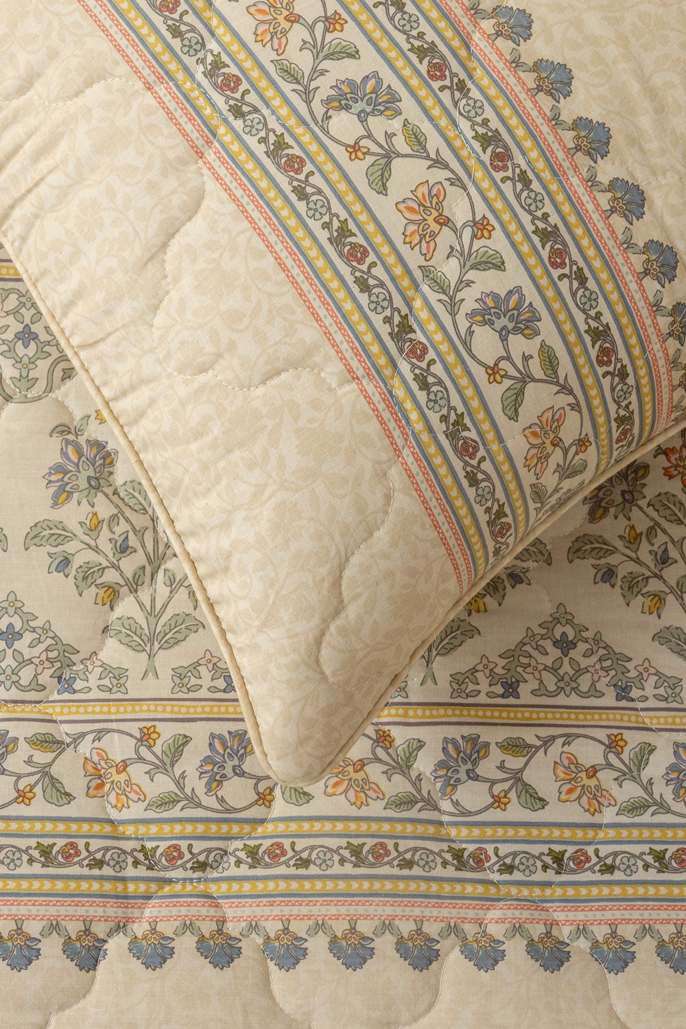 Victorian Bloom Bed Throw