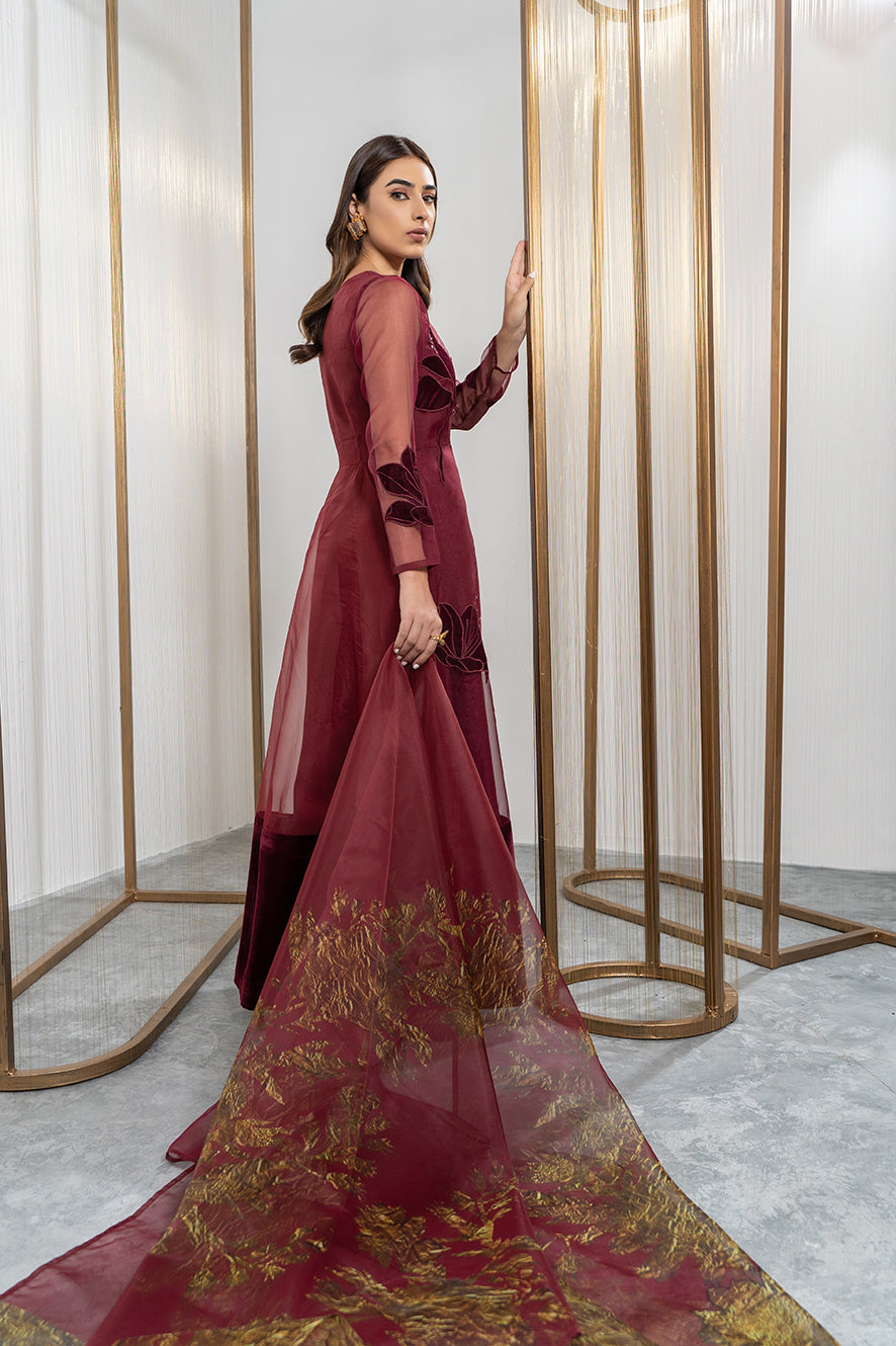 https://cdn.shopify.com/s/files/1/0611/8585/1568/products/W.FW21.341.T-3.jpg?v=1736337530