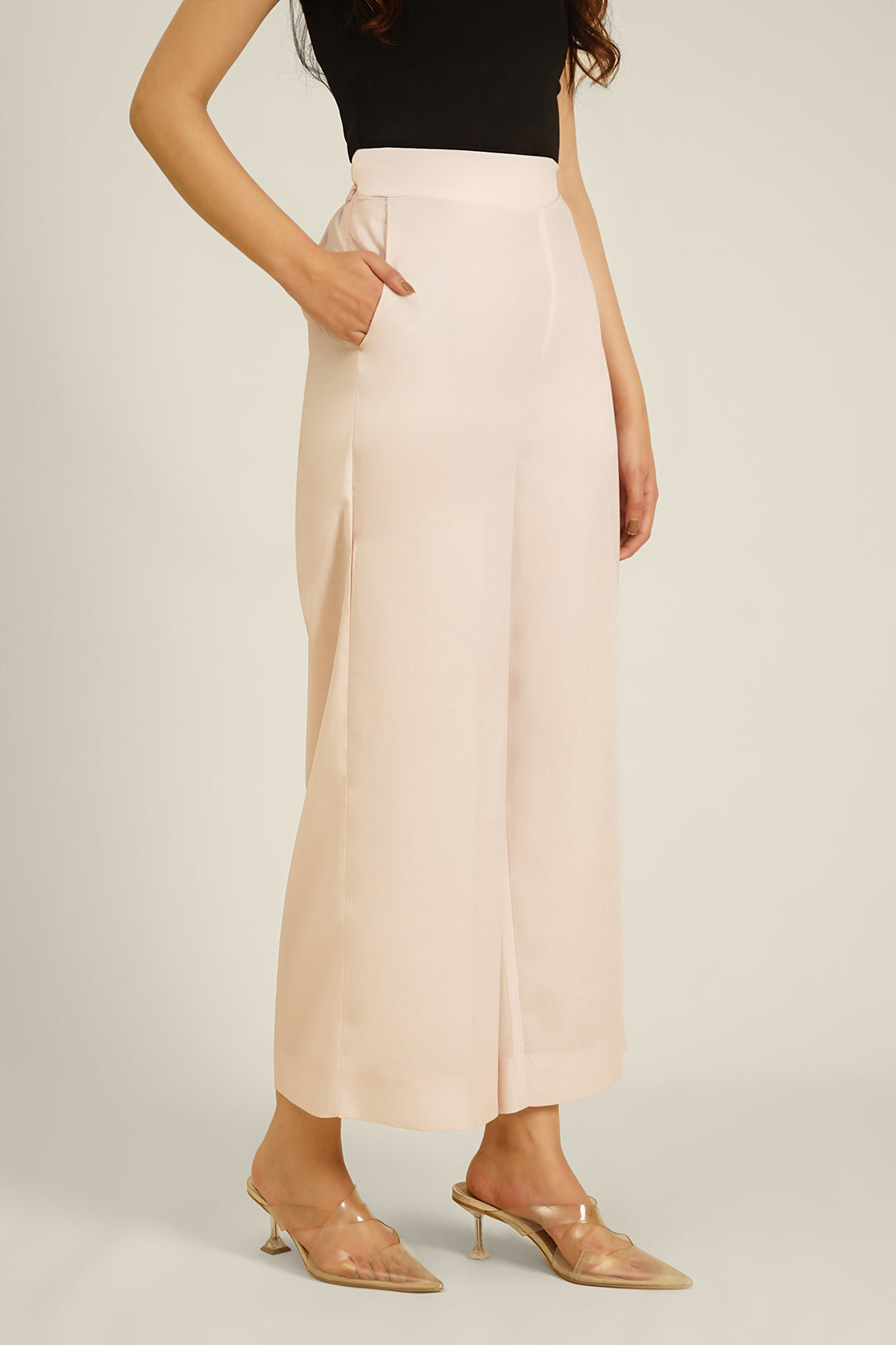 https://cdn.shopify.com/s/files/1/0611/8585/1568/files/W.FW23.380.P-2.jpg?v=1736335649