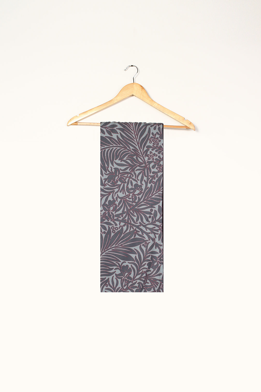 https://cdn.shopify.com/s/files/1/0611/8585/1568/files/W.FW24.207.T-1.jpg?v=1736334326